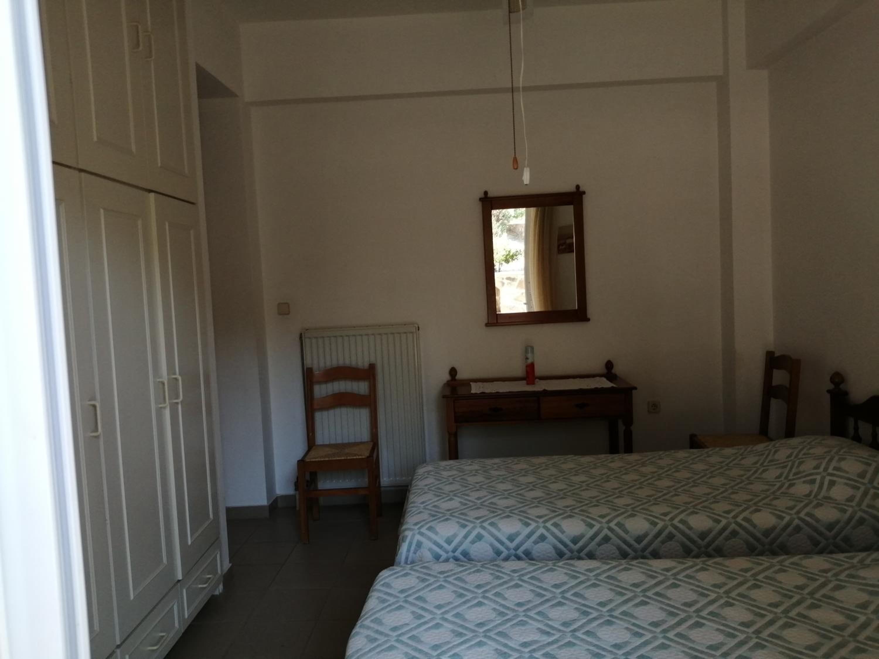 Photo 48