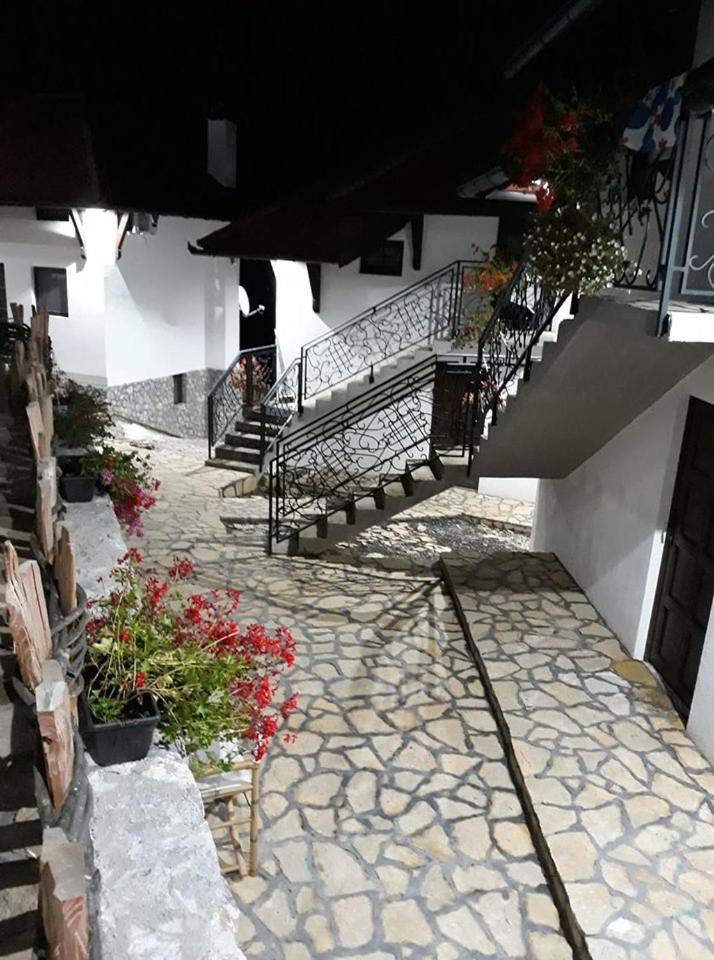 Photo 21