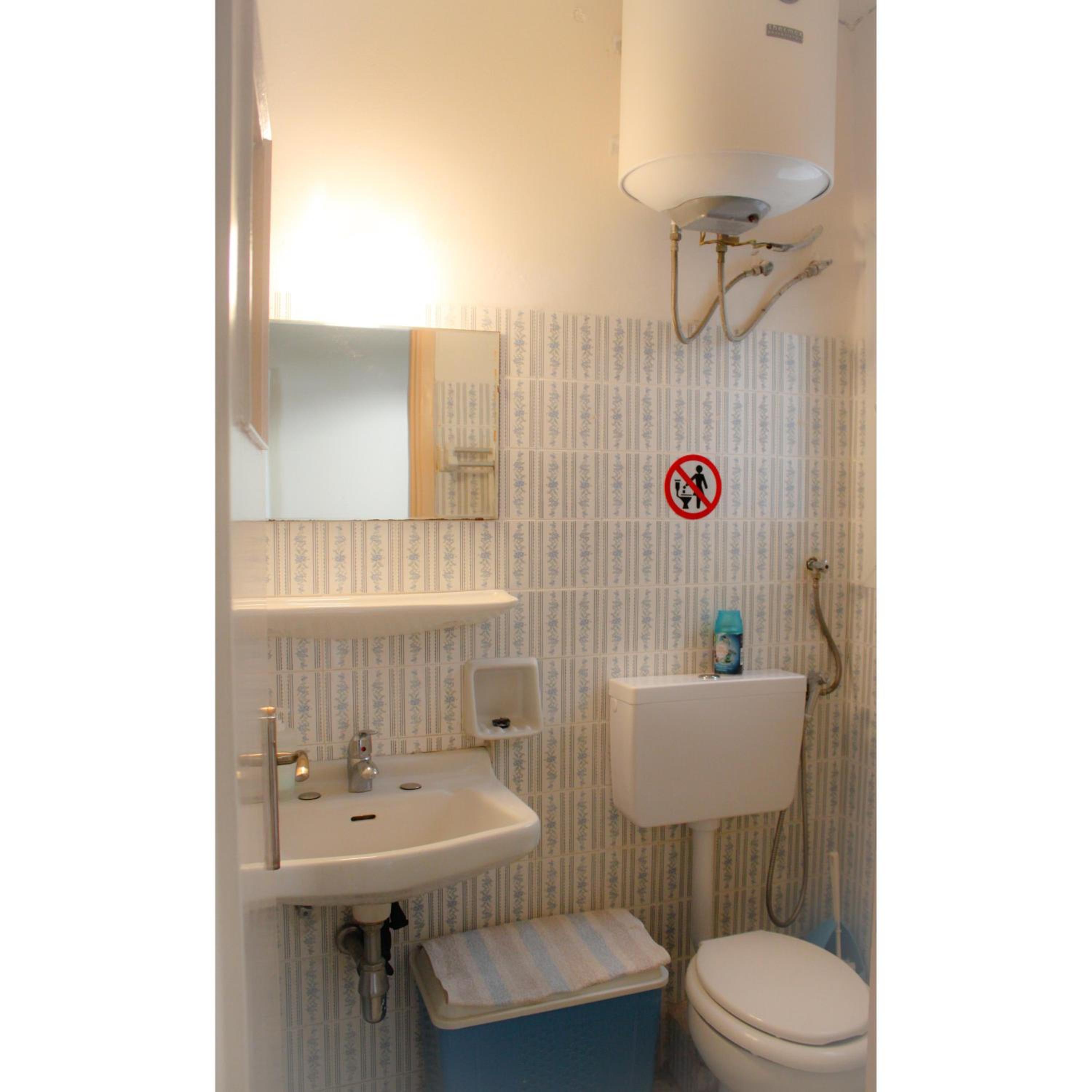 Loutraki Suites