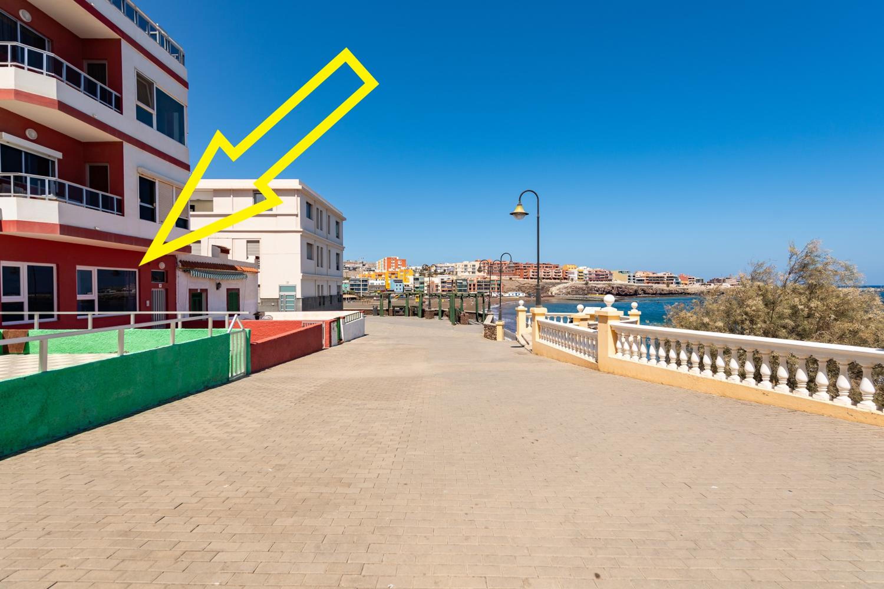 Casa Antonia by the beach Melenara view 2