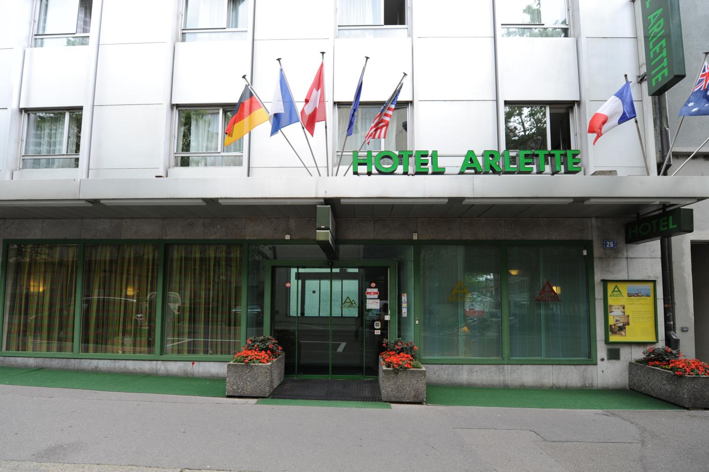 Hotel Arlette Beim Hauptbahnhof - Image 1