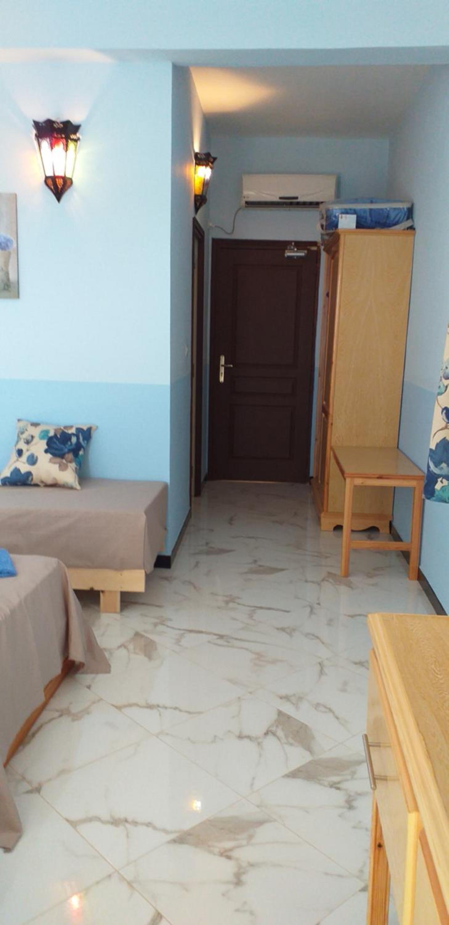 hotel room