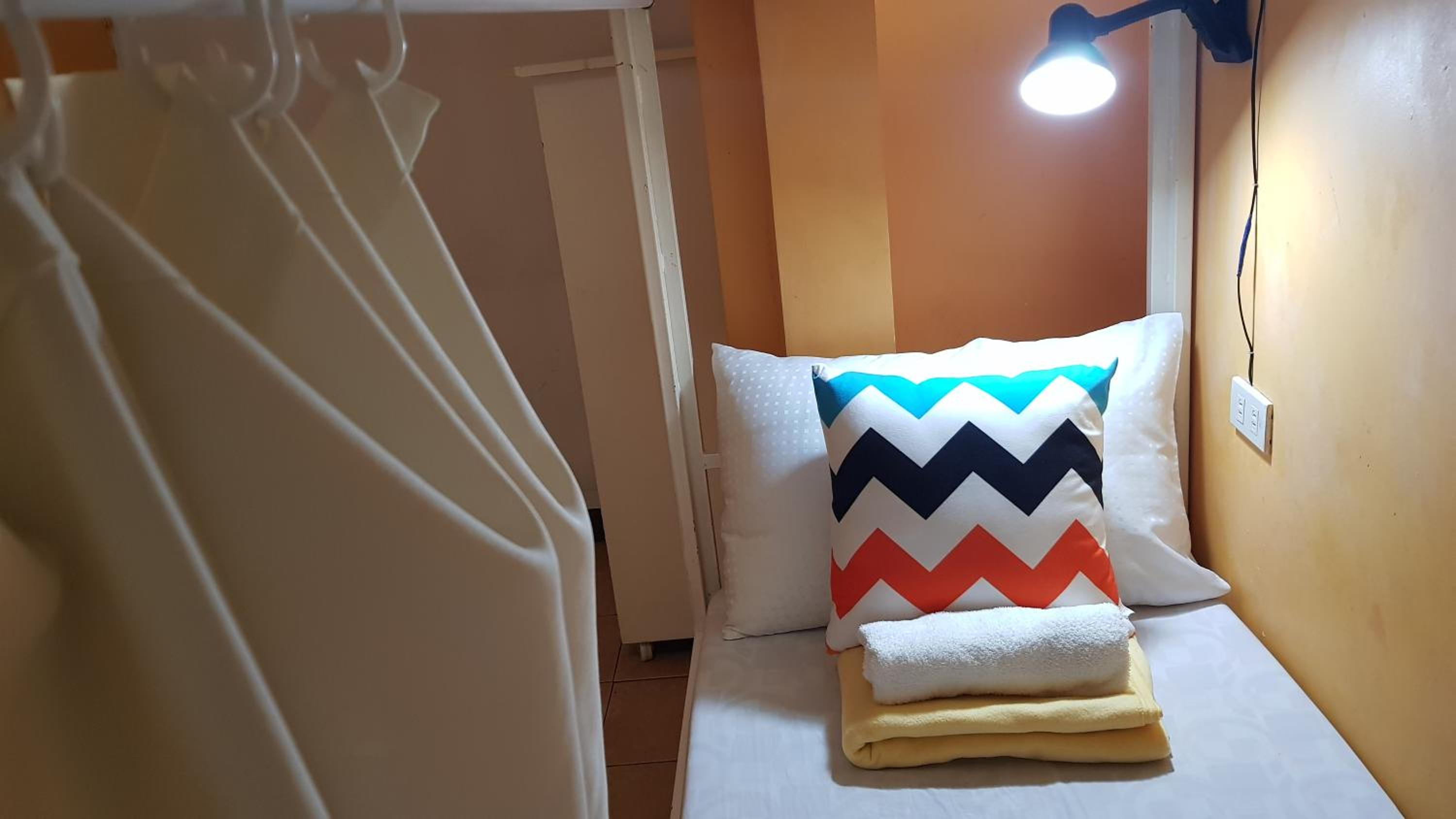 Crossroads Hostel Manila, photo 27