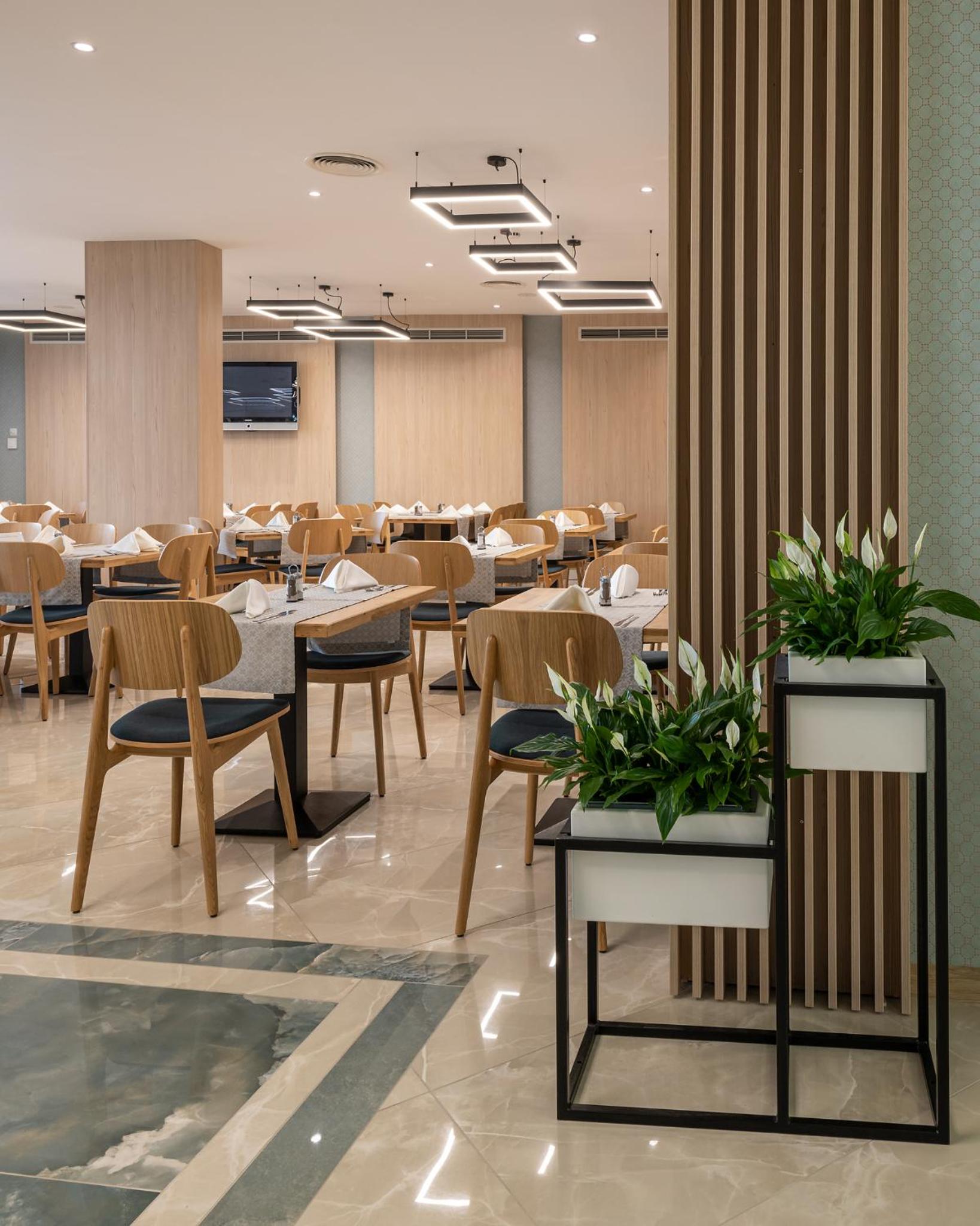 Hotel Neptun Beach