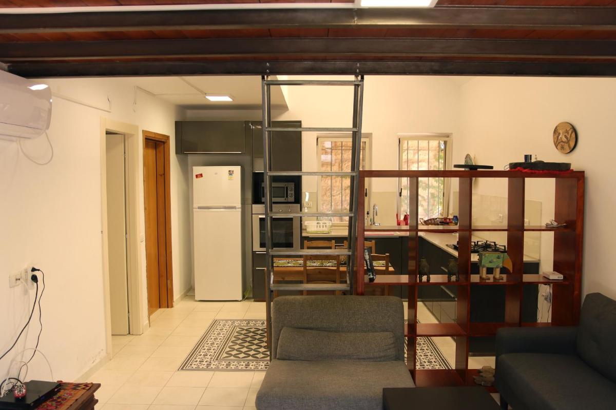 Photo 40