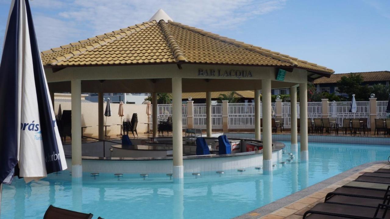 Parque aquático 24 horas NO LACQUA em CALDAS NOVAS