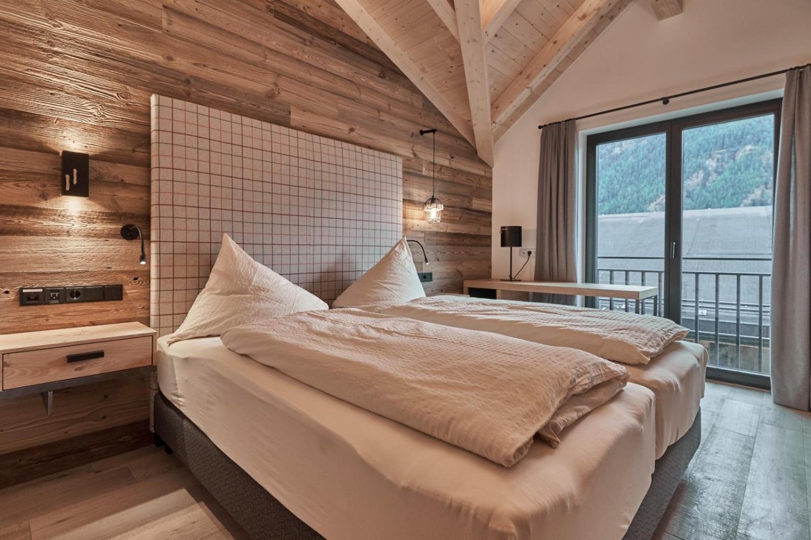 The Peak Sölden - Chalets mit Outdoor-Pool view 5