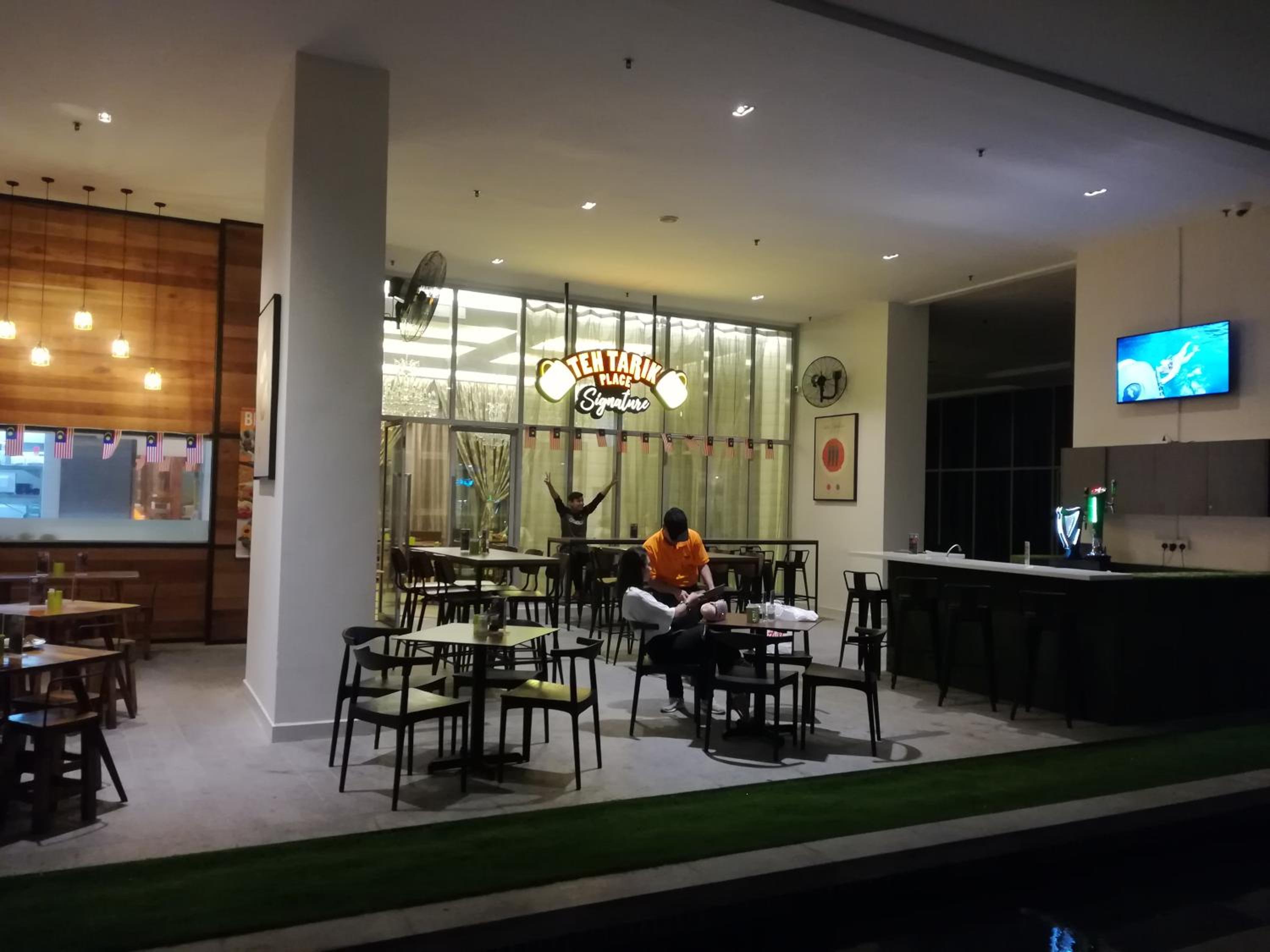 Regalia Suites Skypool View KLCC by Enjoy your stay