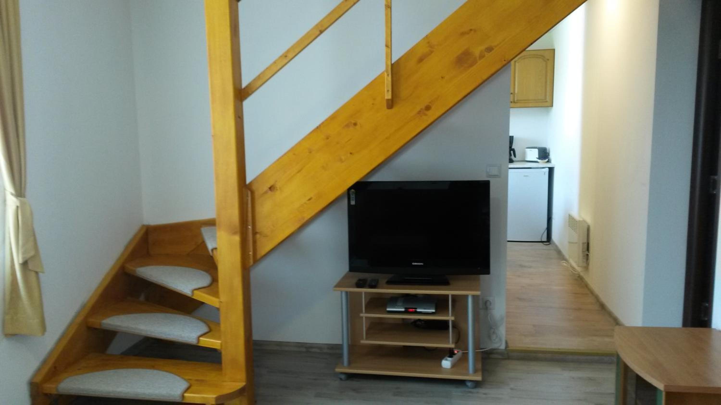 Photo 51