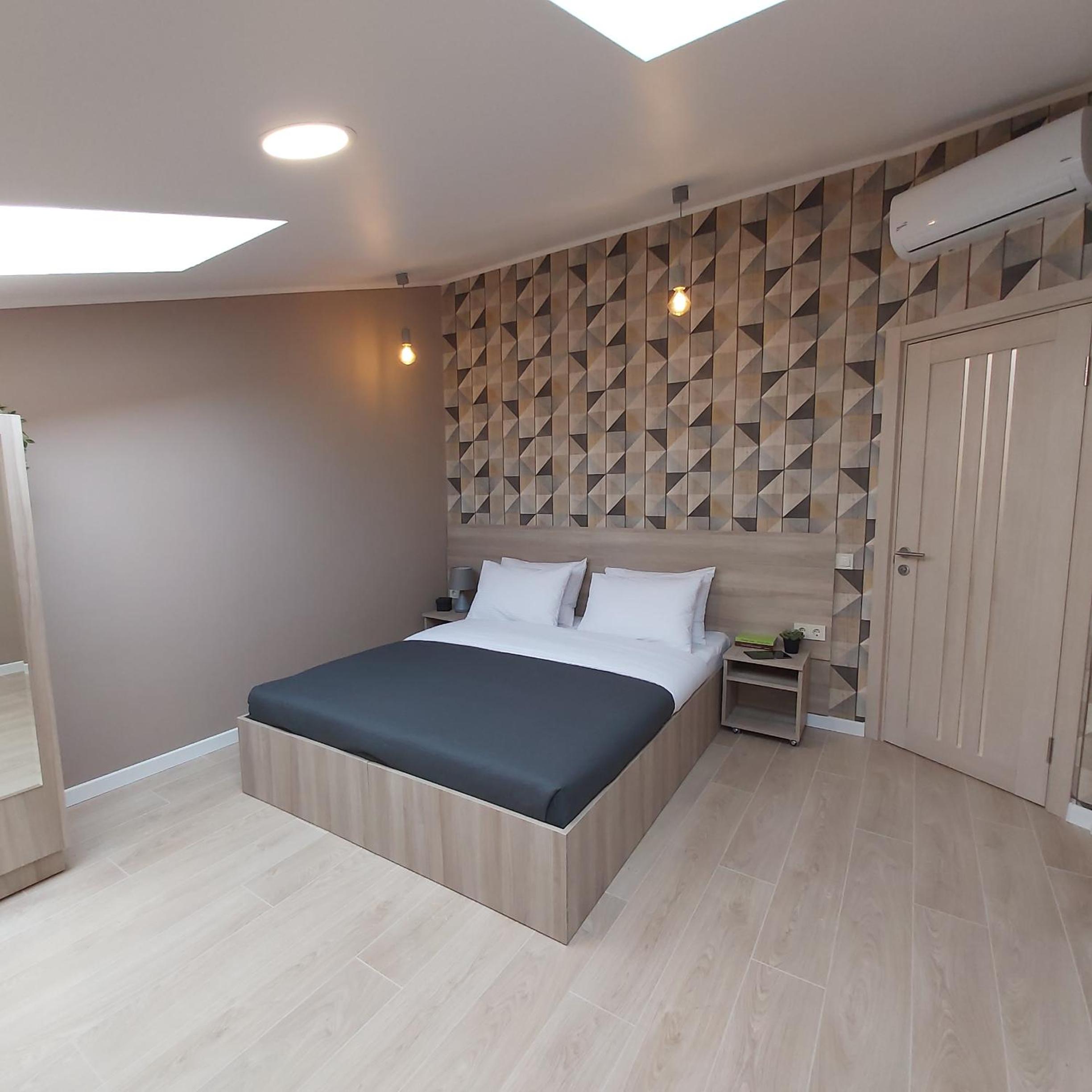 Two-Bedroom Apartment near Forum Lviv