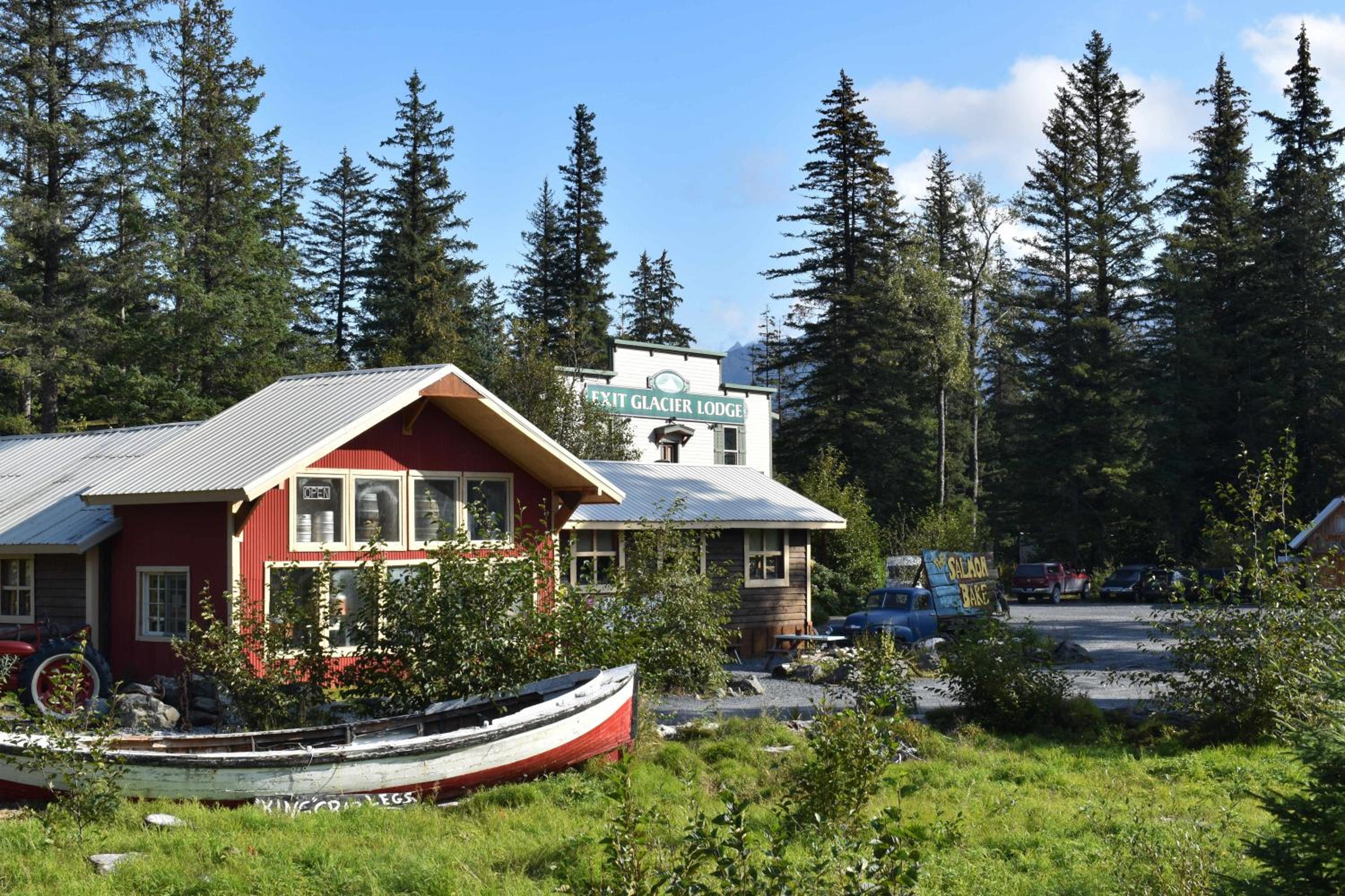 Exit Glacier Lodge