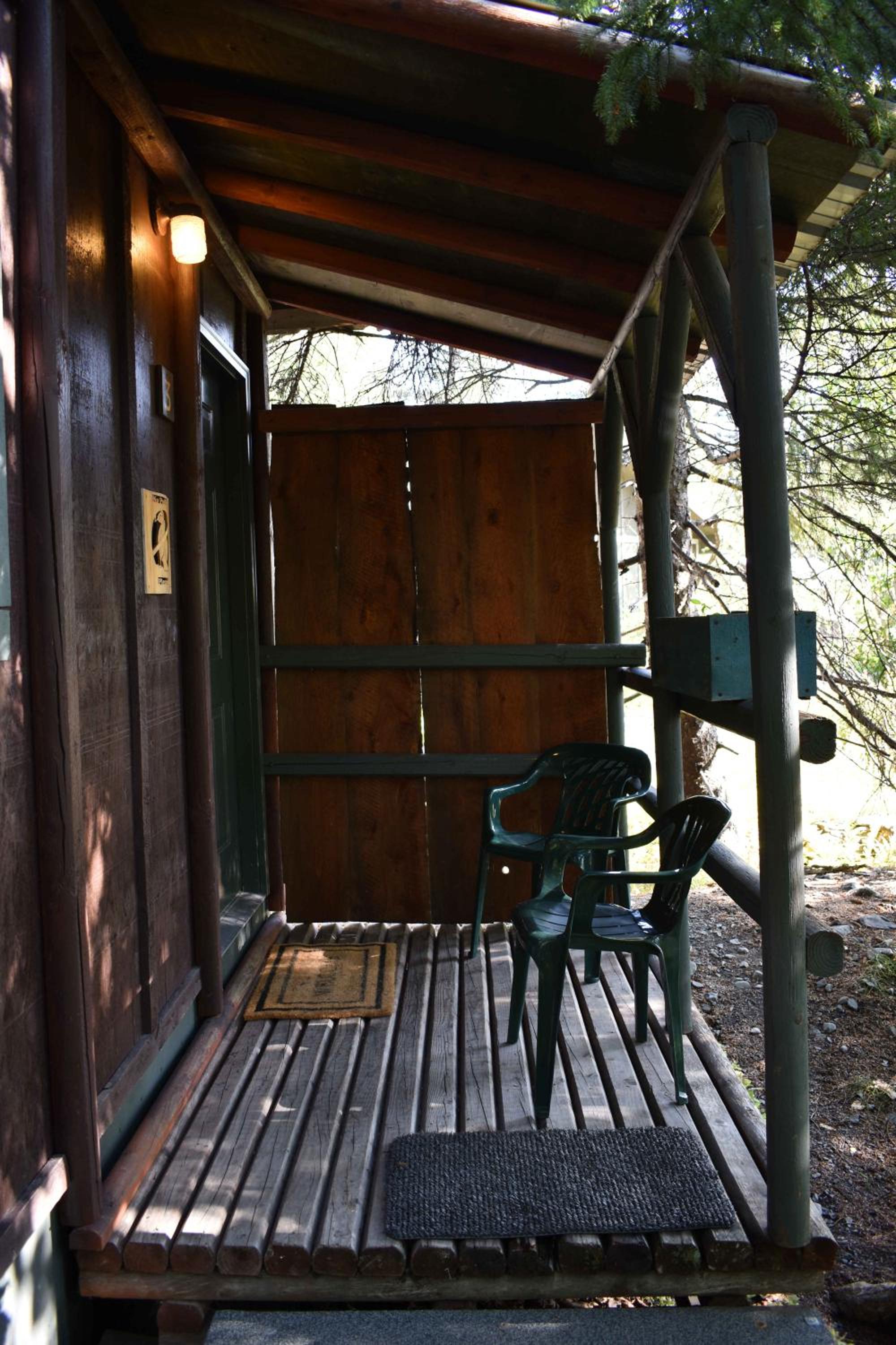 Exit Glacier Lodge