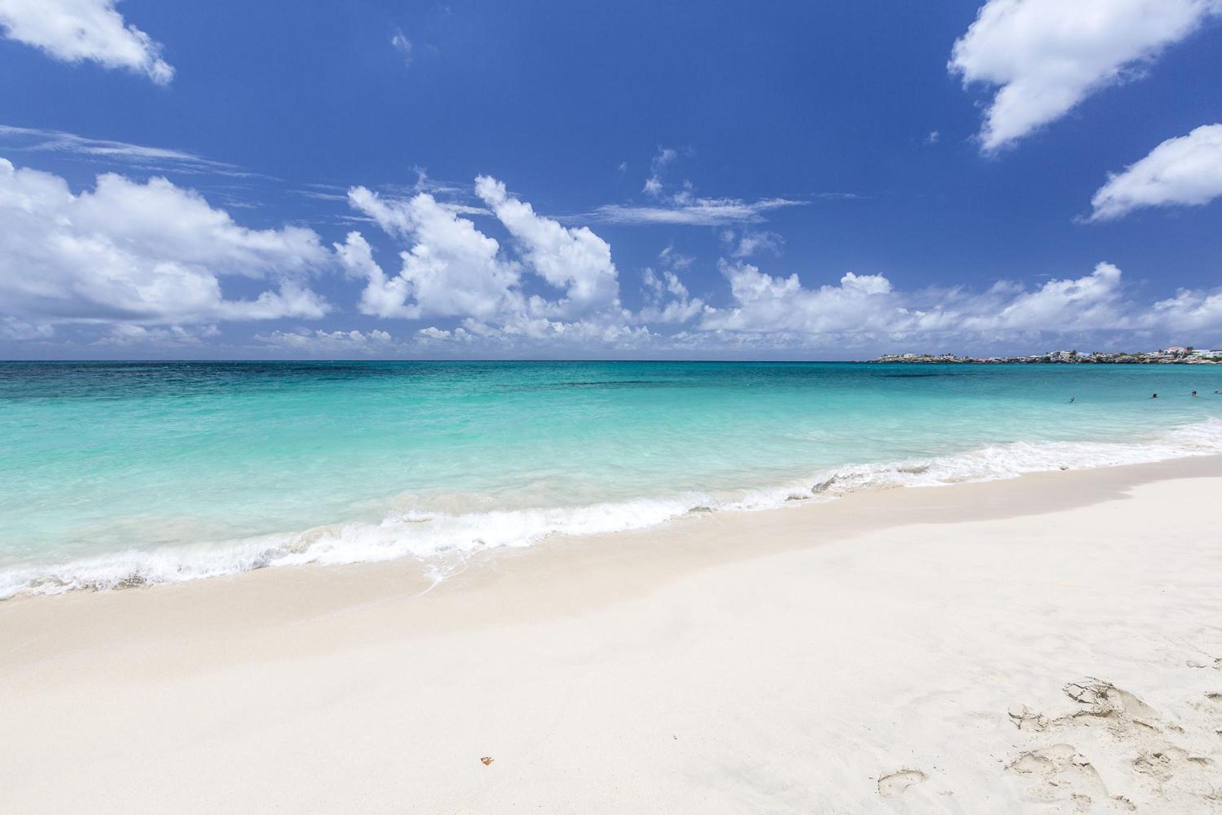 White Sands Anguilla - Sea