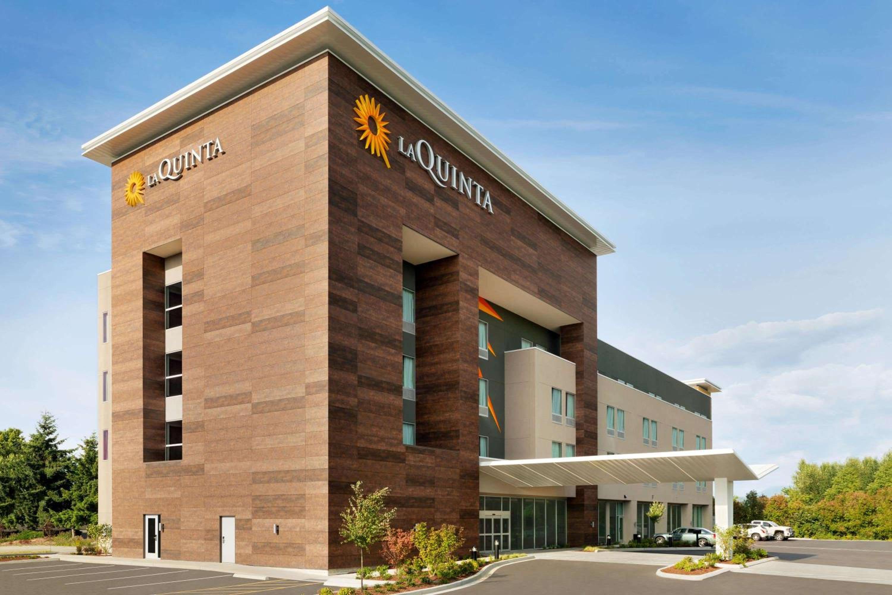 Hotel La Quinta Inn & Suites by Wyndham Burlington