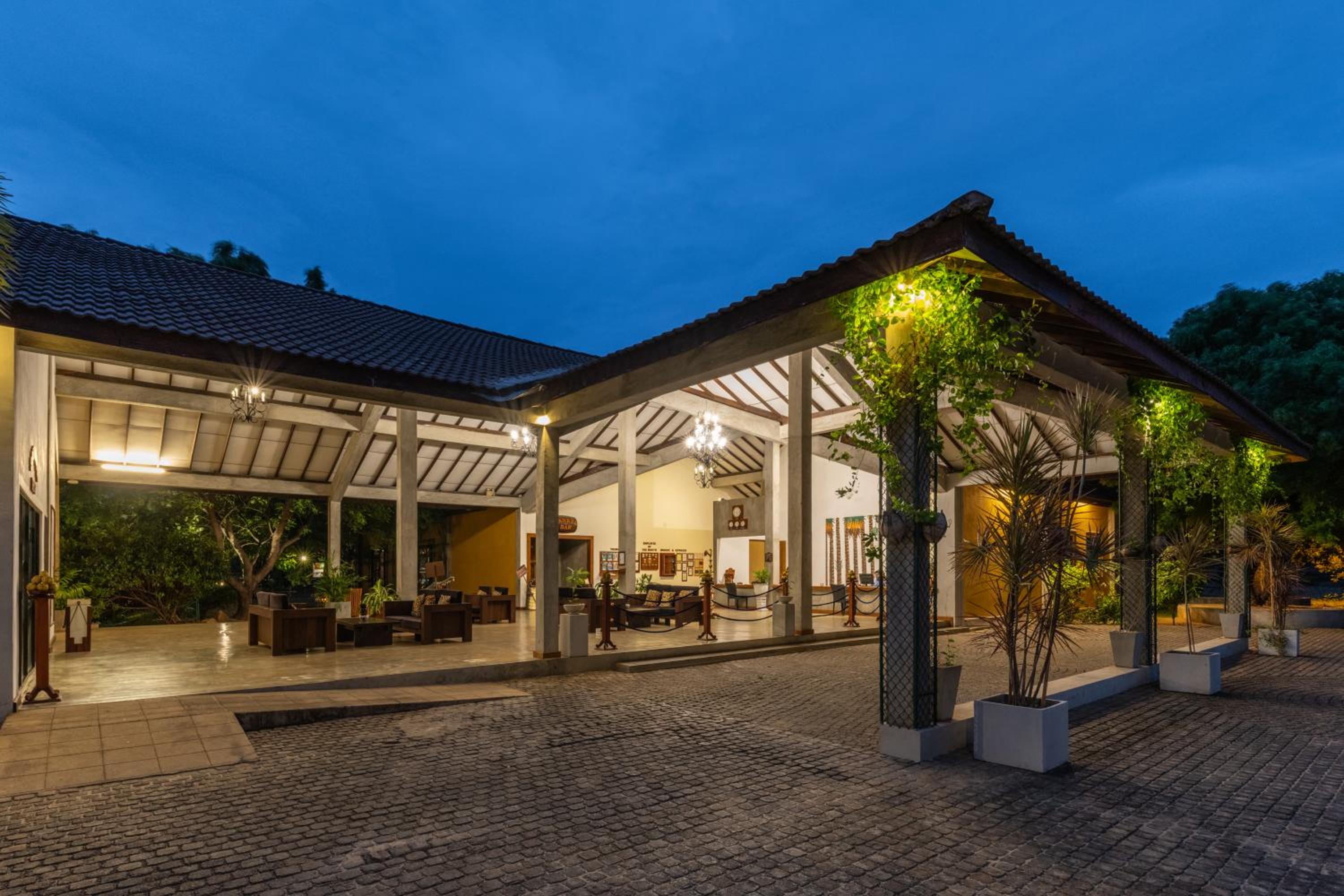 Amethyst Resort Passikudah