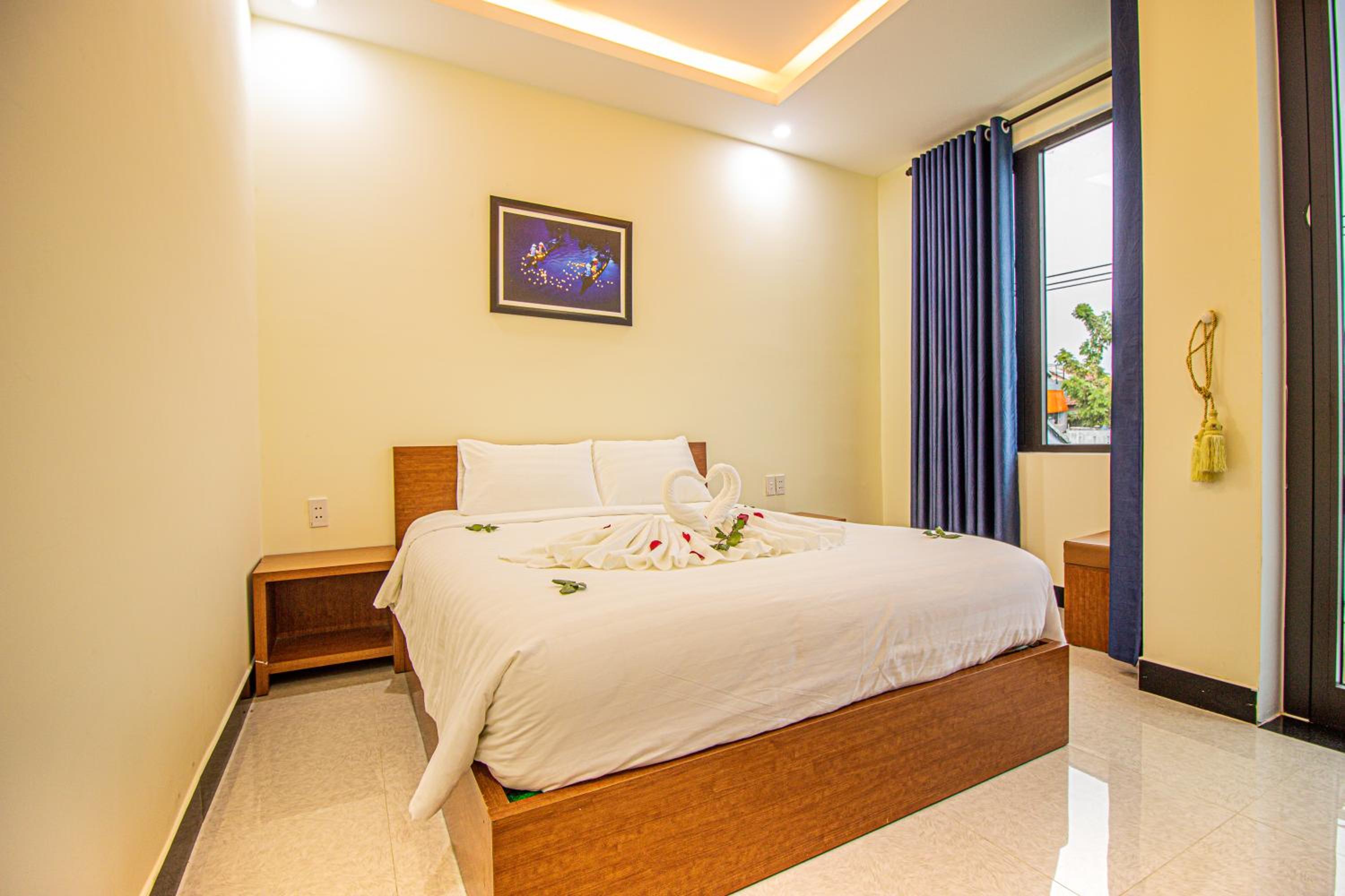 Gold Stone Homestay view 3