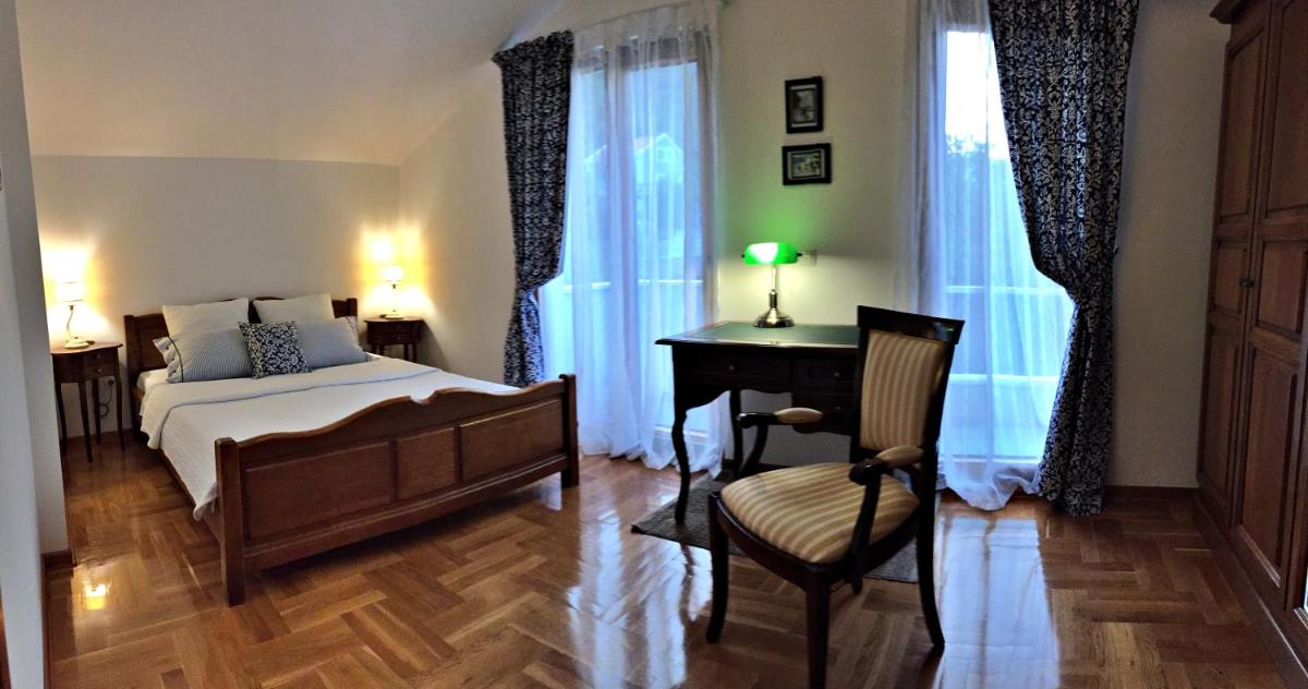 Photo 11