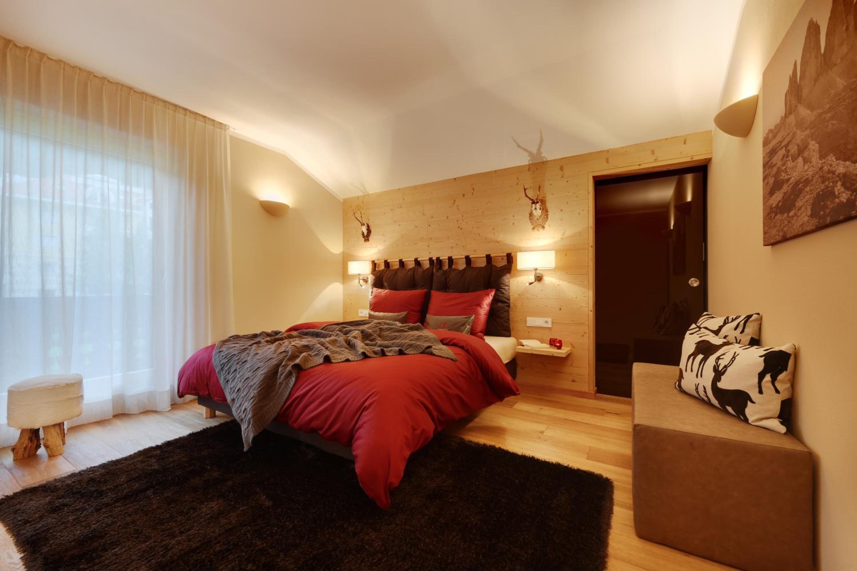 Crioli Dolomiti Lodge view 4