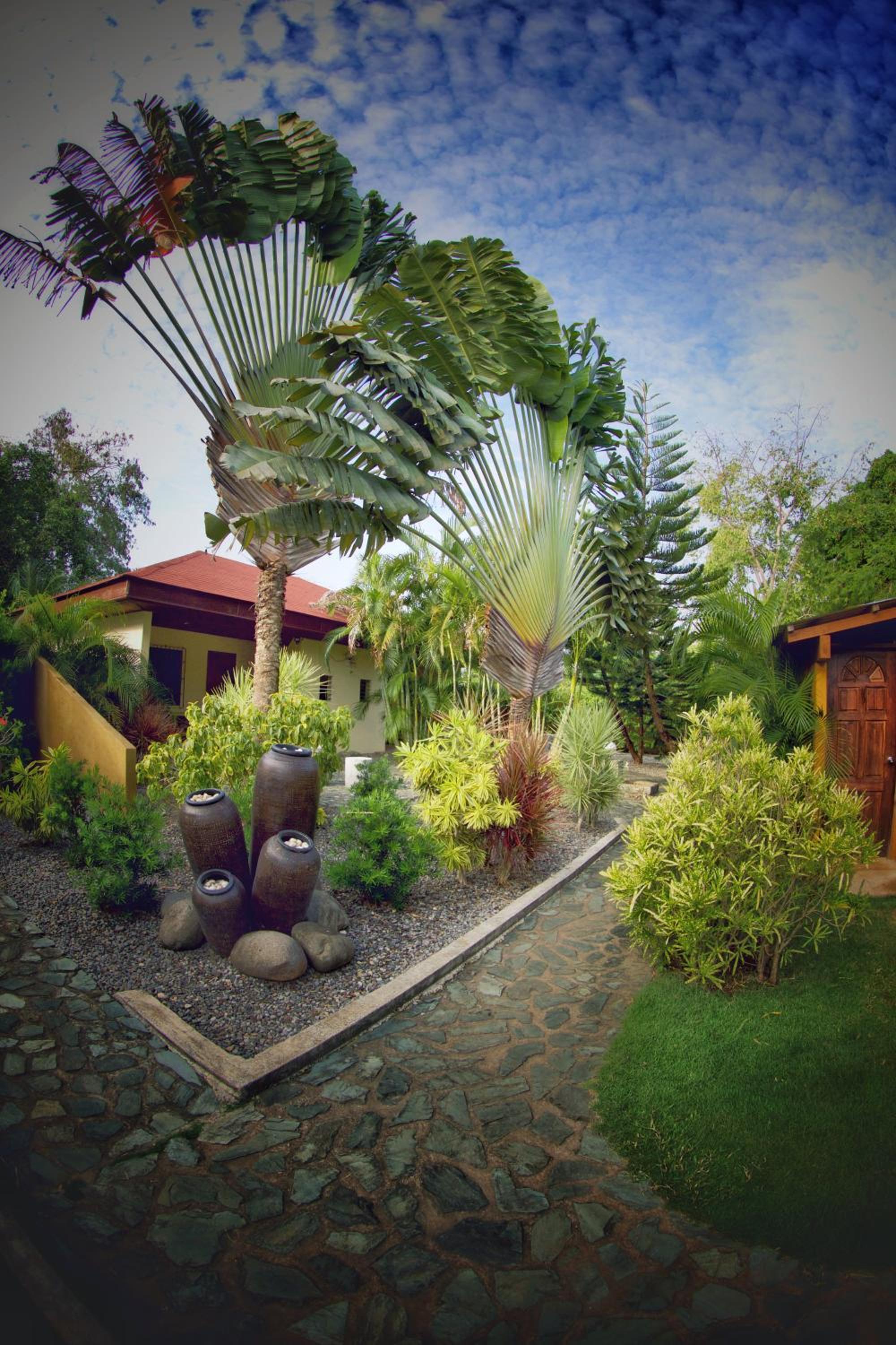 Alona Swiss Resort