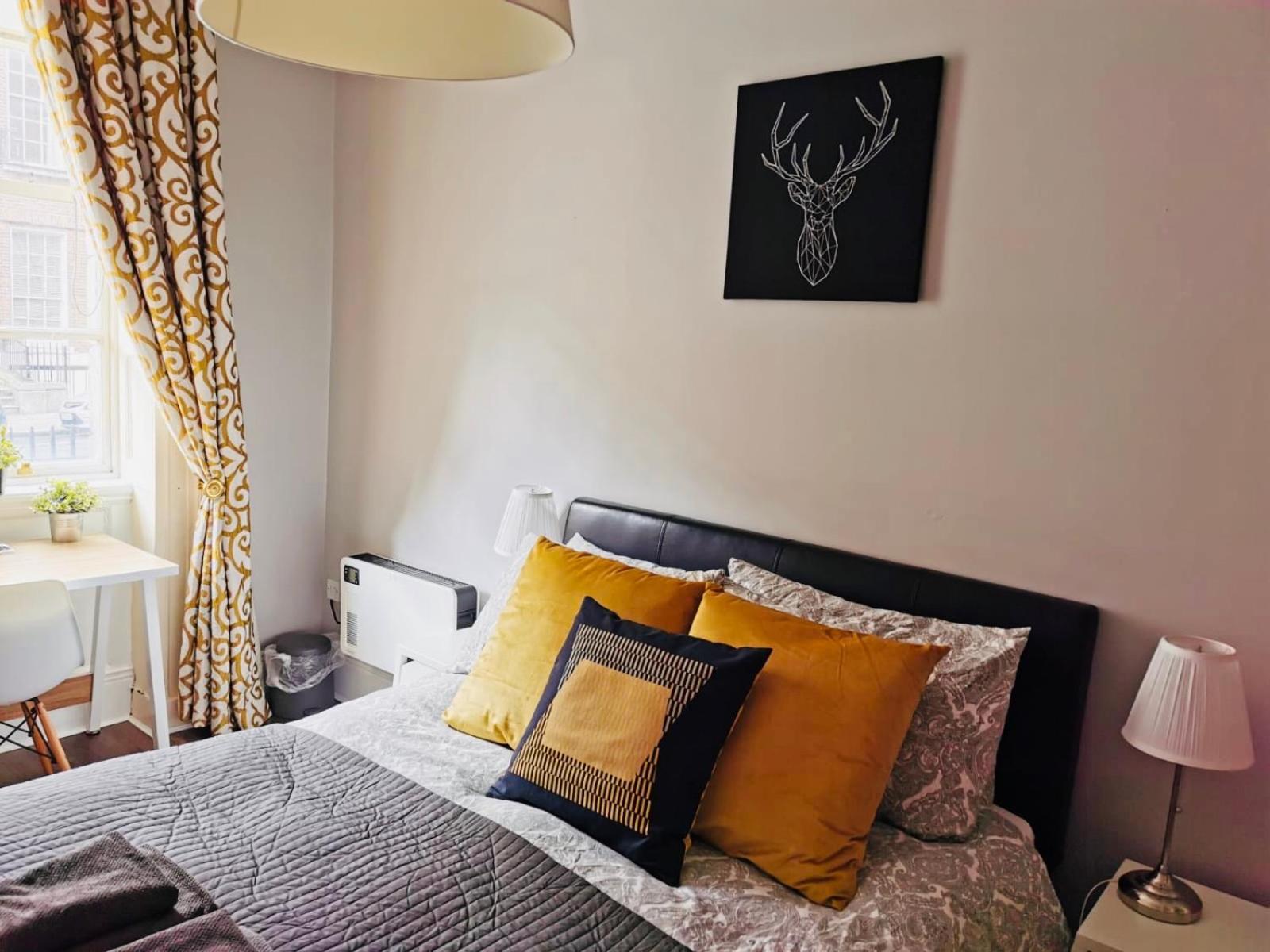 City Centre Georgian Style Apartment