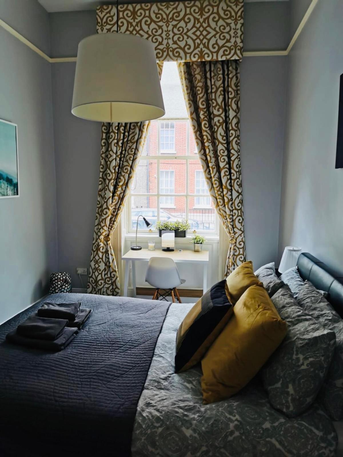 City Centre Georgian Style Apartment