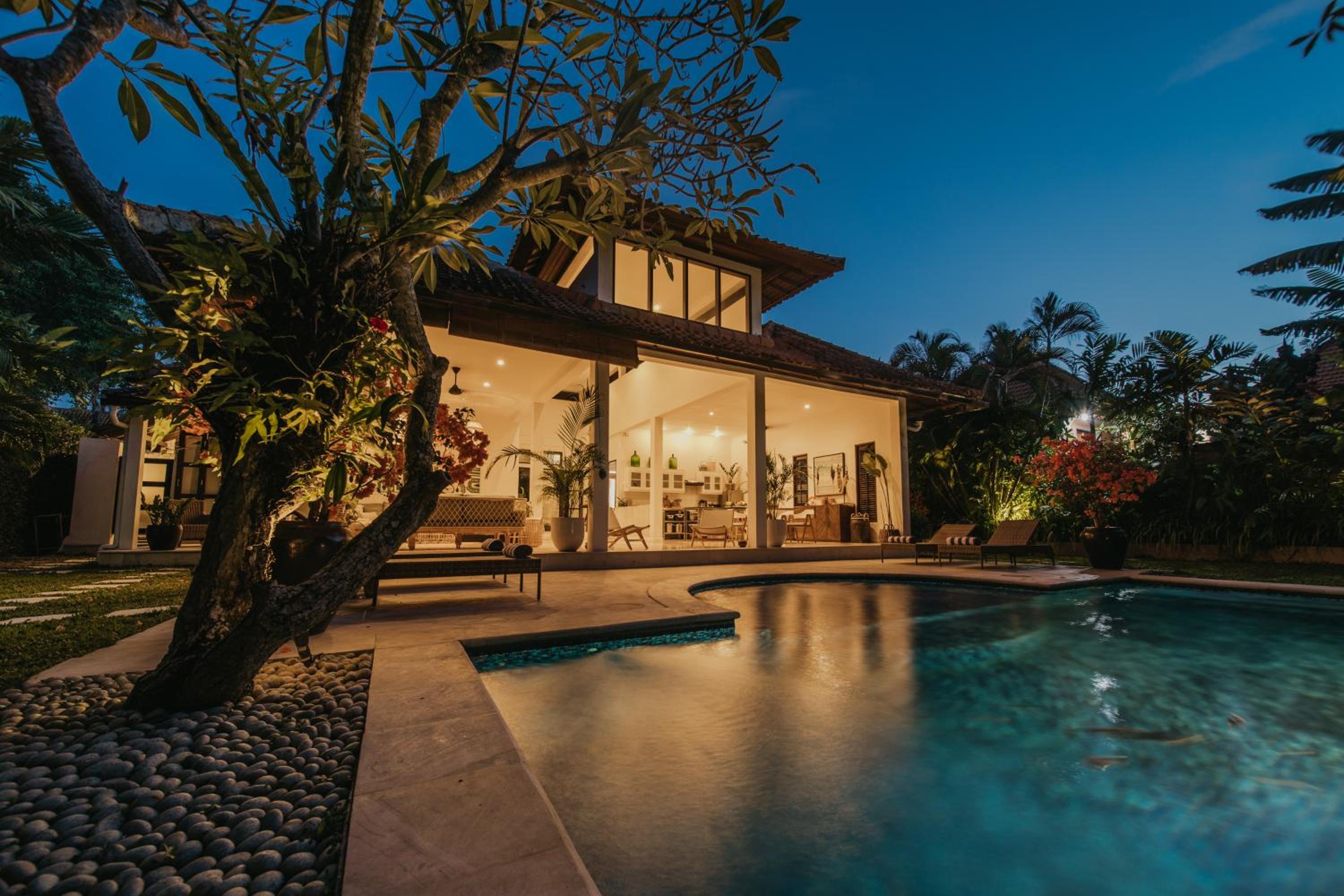 Villa Eight
