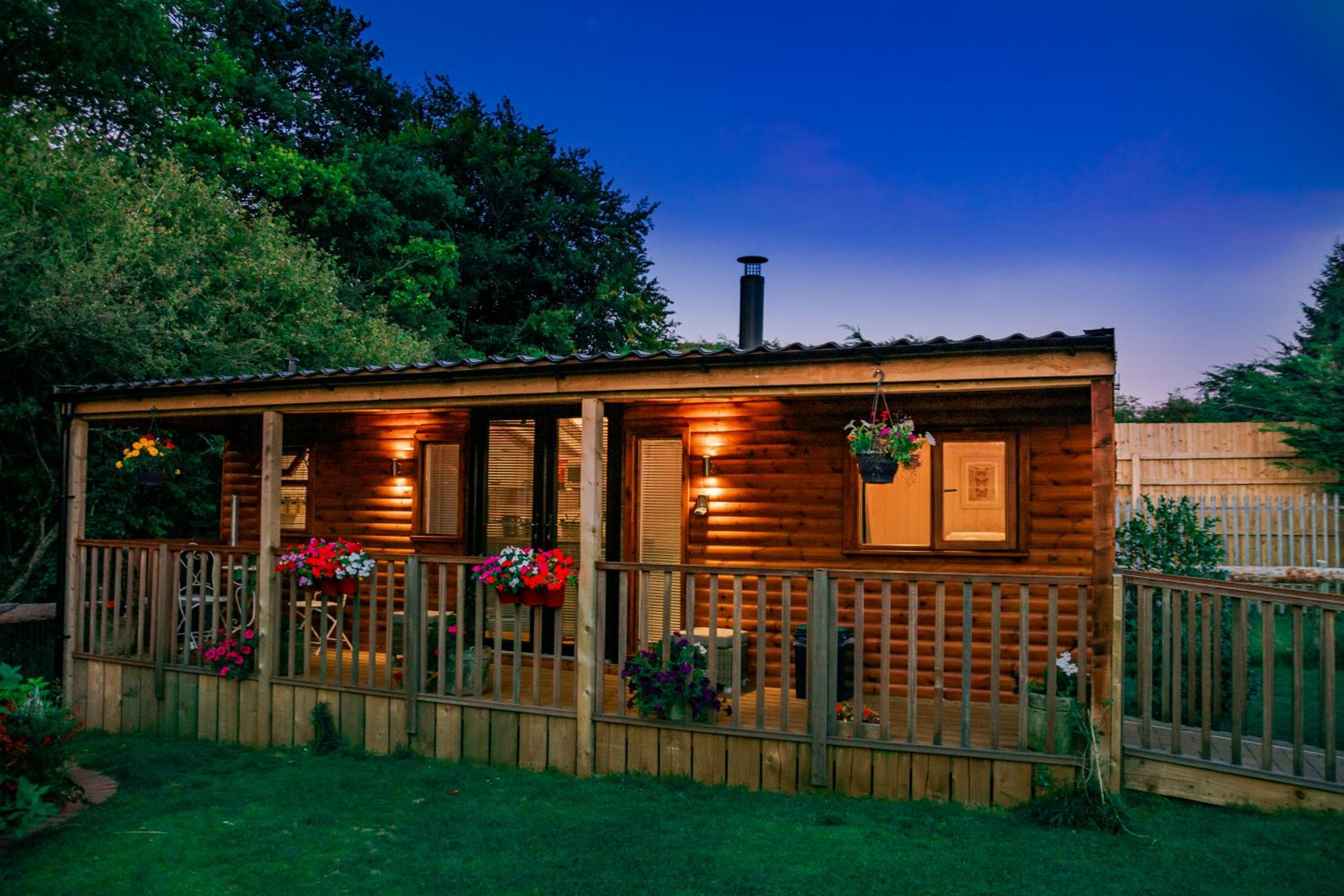 Stroud Vacations - Cherry Tree Glamping - Property Image 21