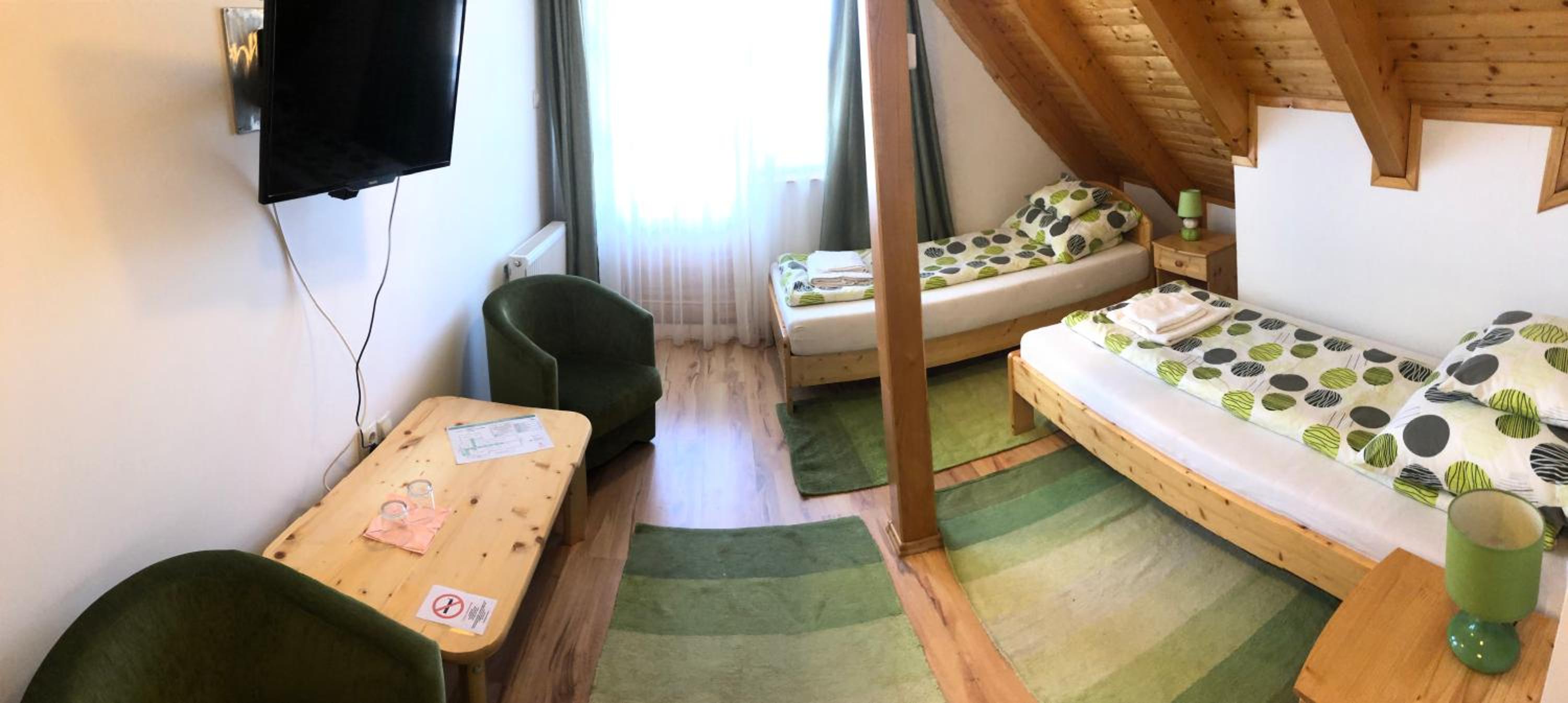 Photo 43