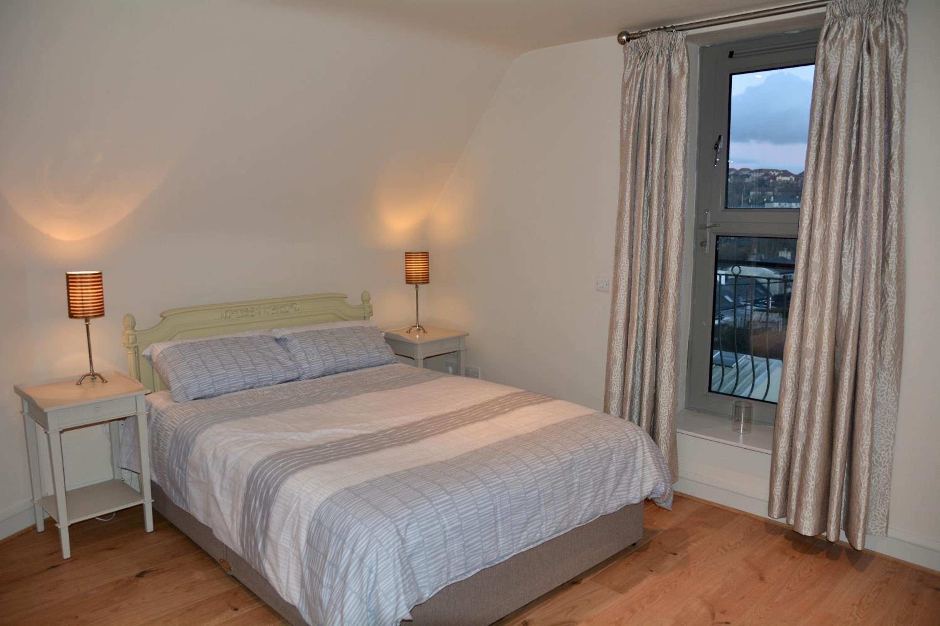Apartment 3, Oakleigh House, Donnybrook Hill, Douglas Cork view 5