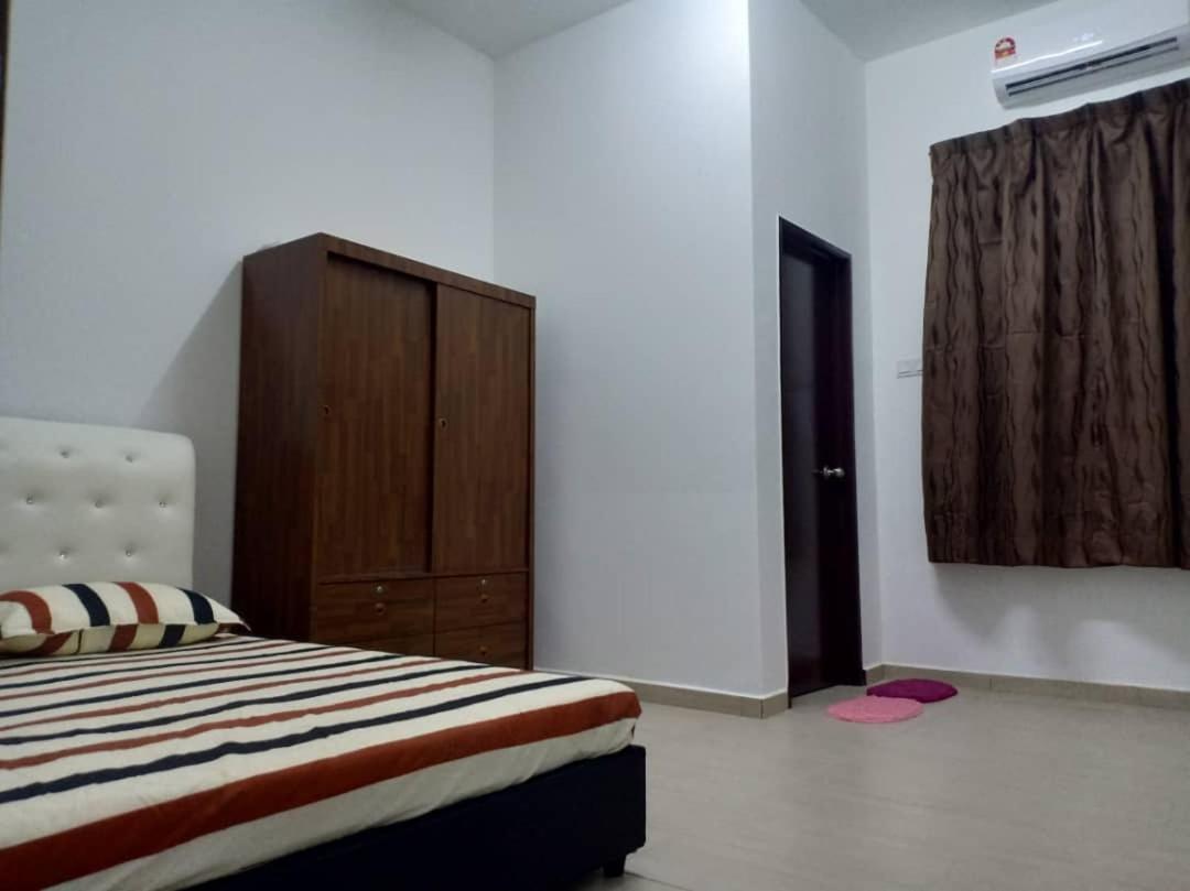 Ana Homestay Ayer Keroh Melaka photo 6