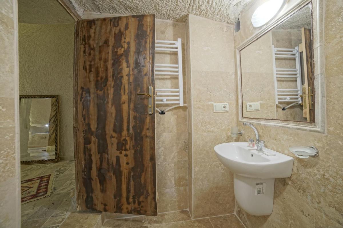 Melek Cave Hotel - Image 68