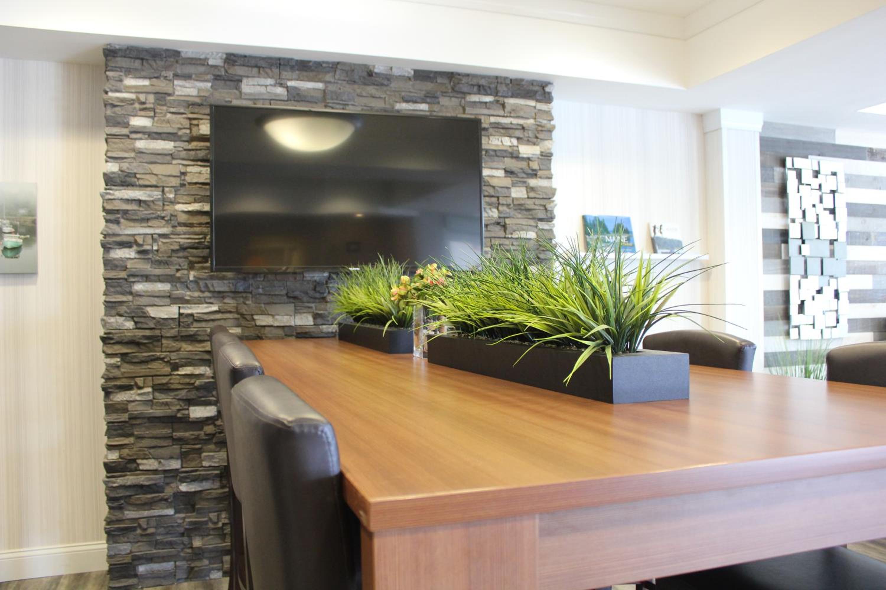 New York City Vacations - York Microtel Inn  Suites by Wyndham - Property Image 1