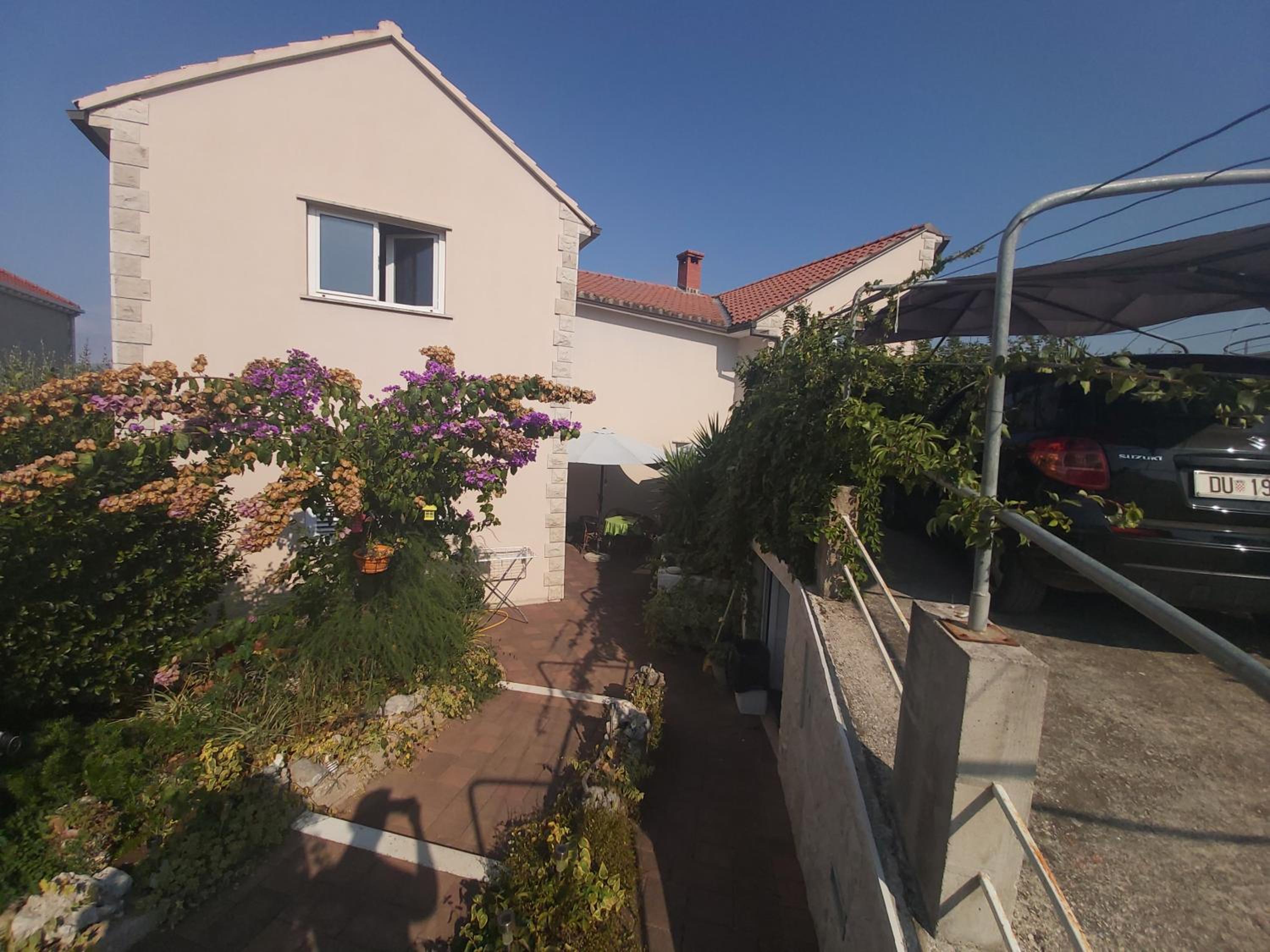 Hotel Apartment Tinka - Image 1