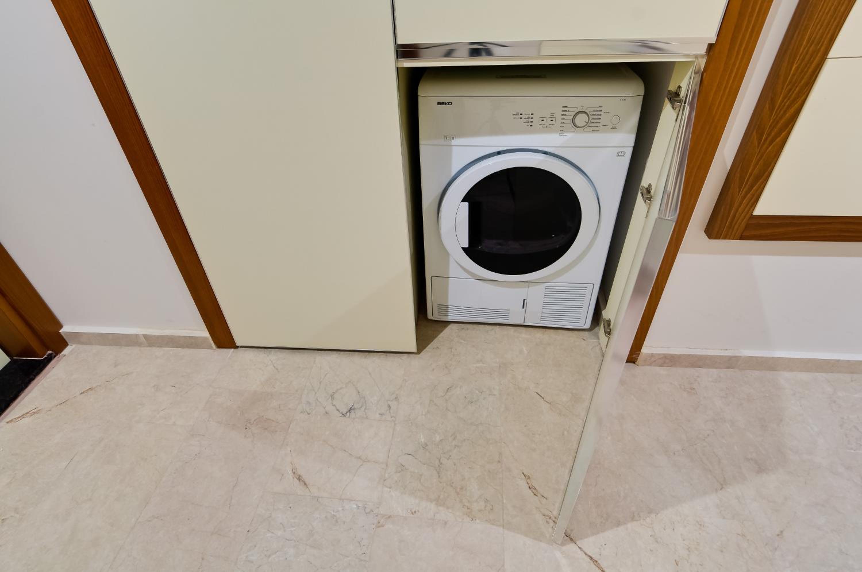 Upart Home - Image 85