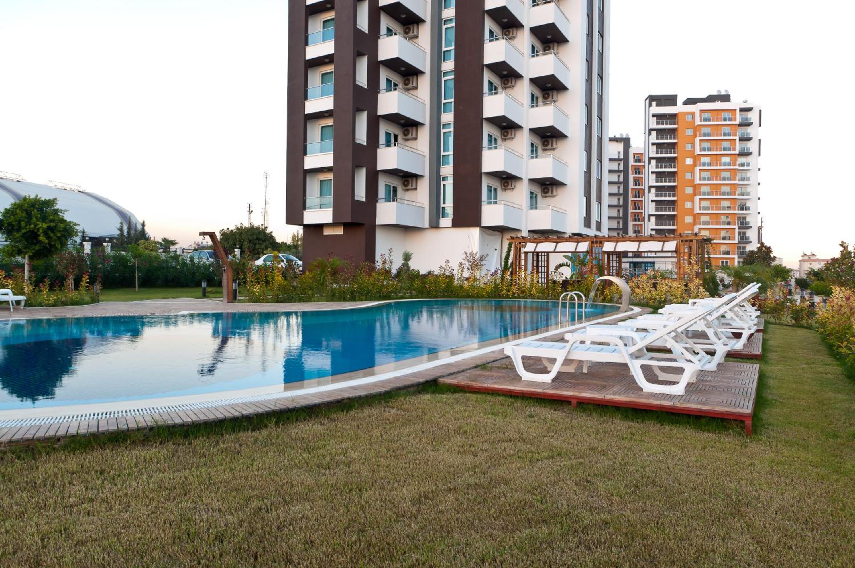 Upart Home - Image 100