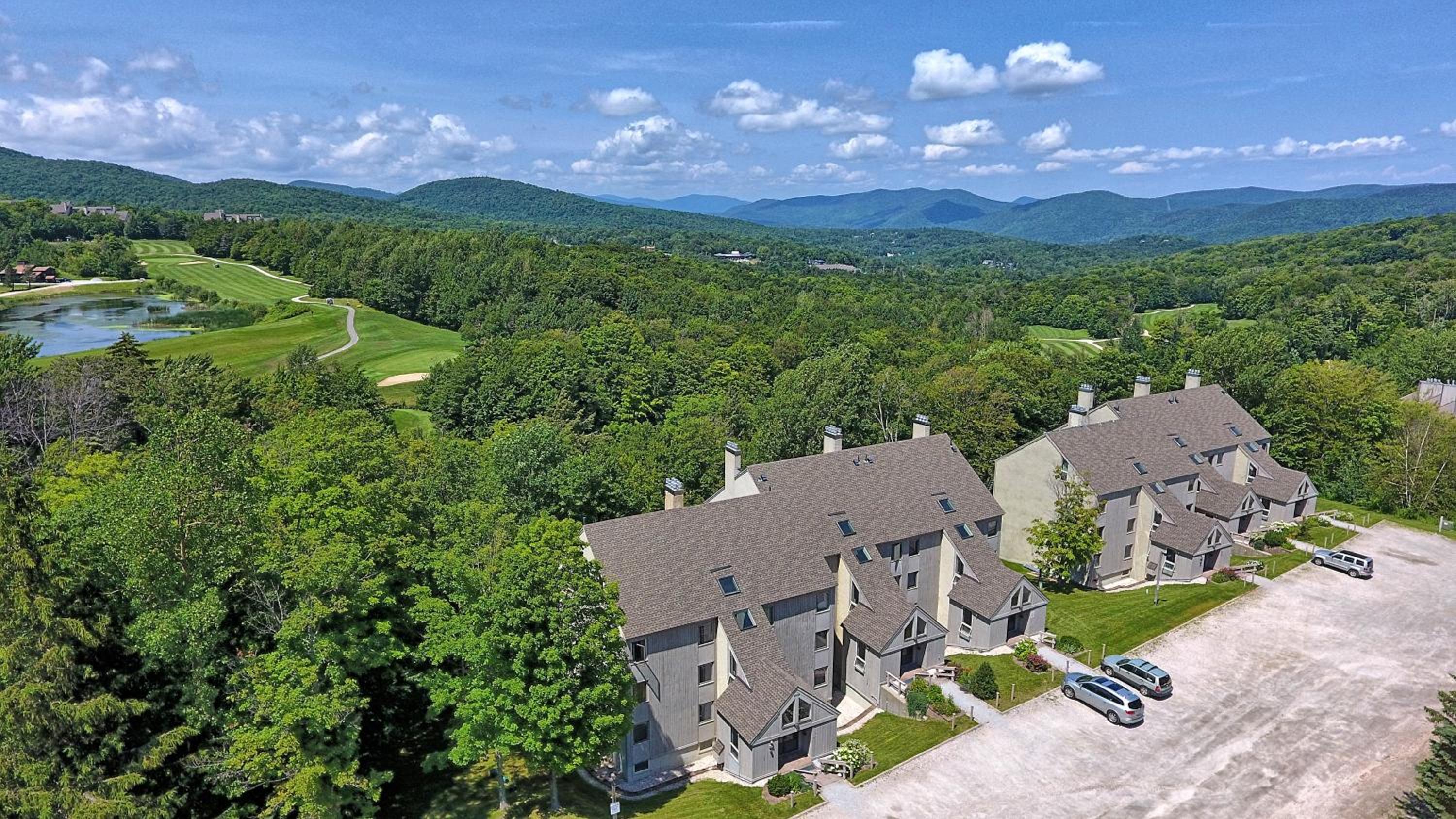 Ski home to this beautiful one bedroom condo with shuttle to Slopes Whiffletree E4 view 5