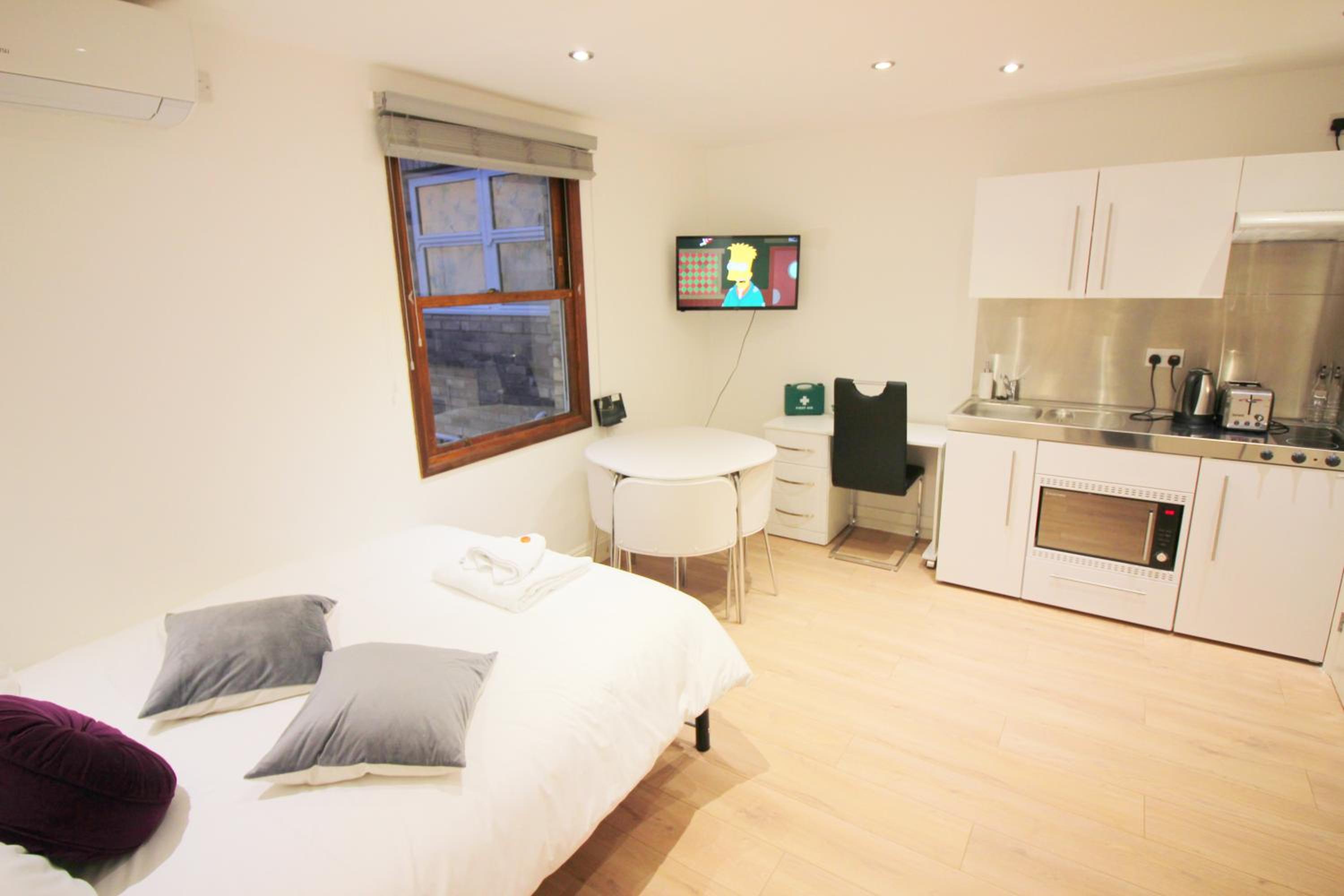 Cambridge City Rooms by Paymán Club