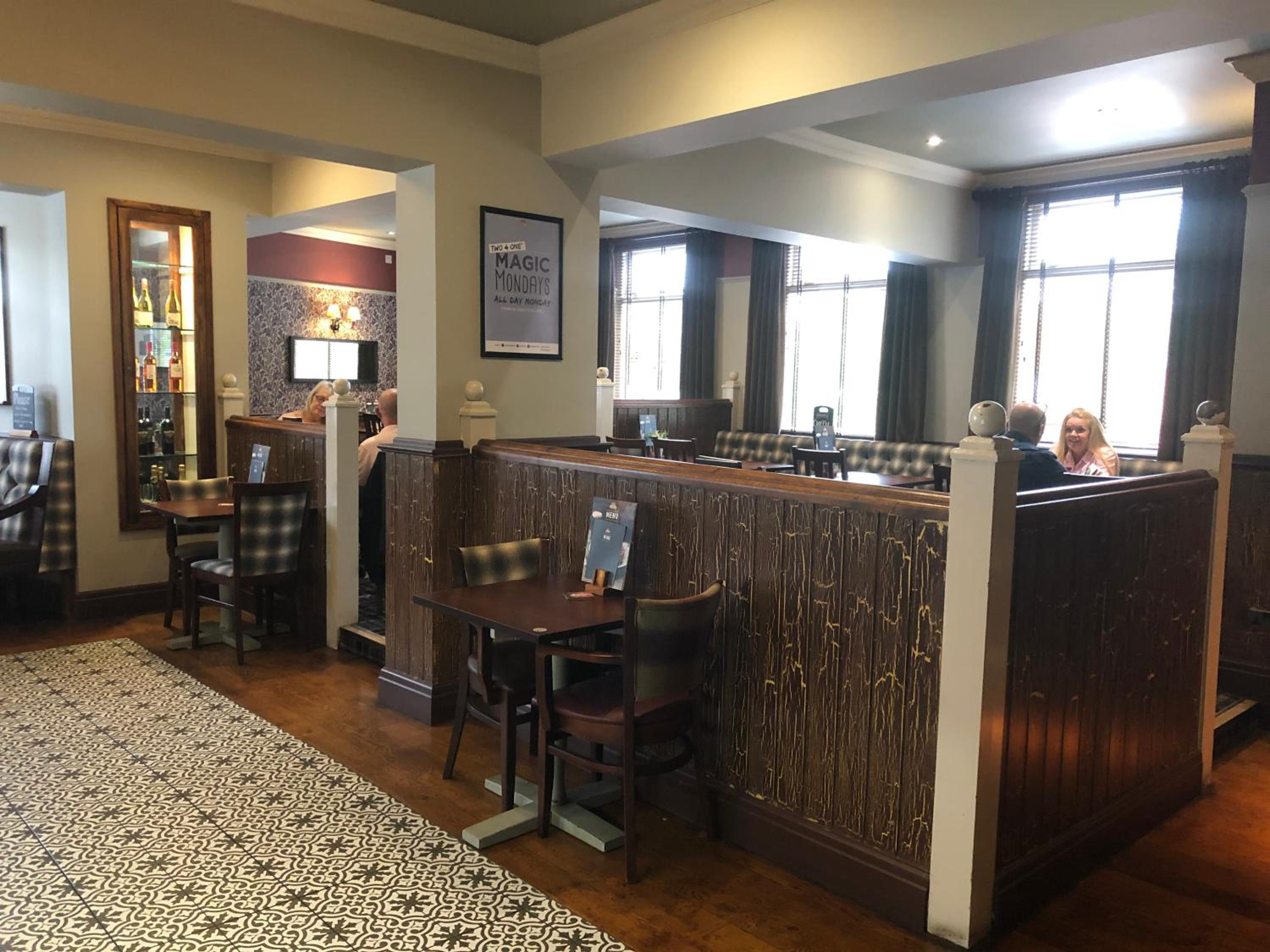 Bolton Vacations - Black Dog Inn - Property Image 35