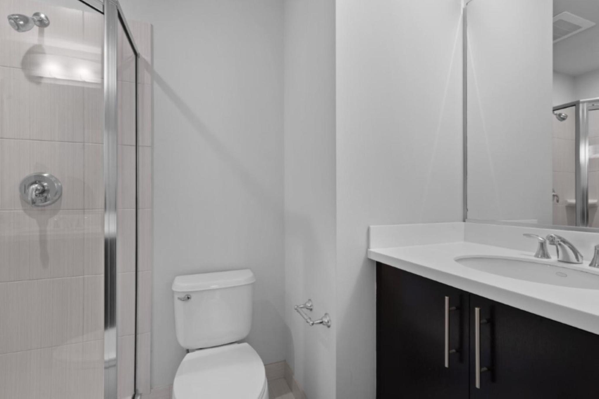 Global Luxury Suites at The White House