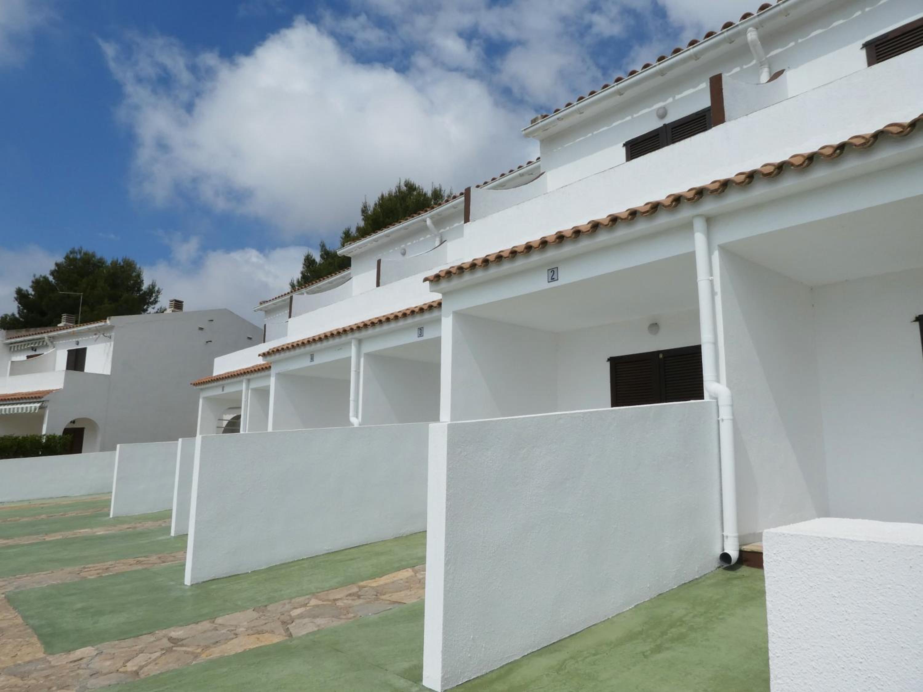 Apartamentos La Cova 3000
