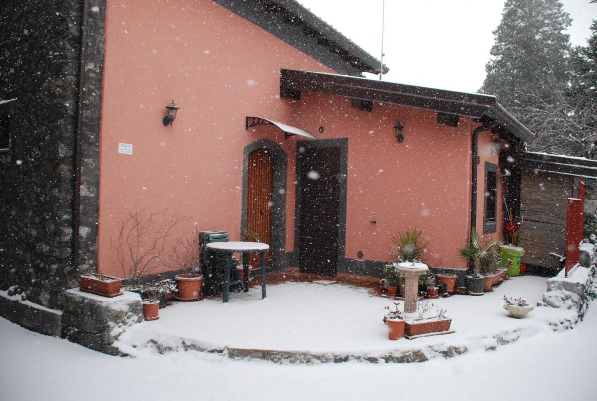 Etna Casa Llera-Antica casa siciliana photo 4