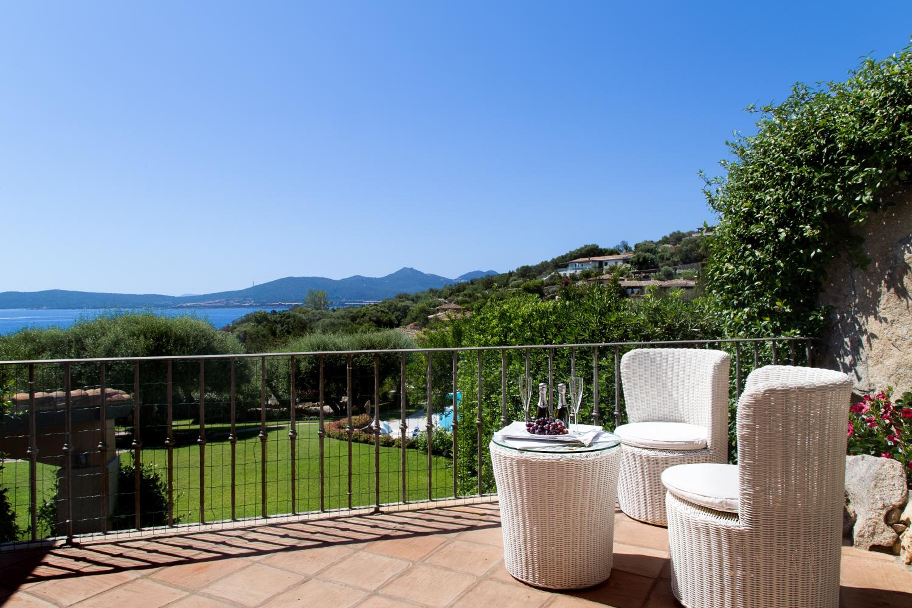 Villa Smeralda Punta Lada Porto Rotondo view 4
