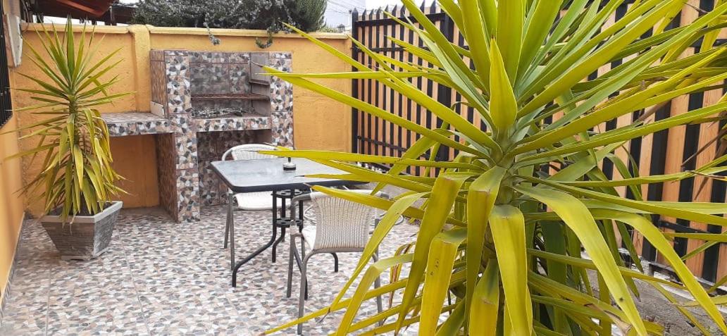 Hostal Casa Amarilla San Vicente de Tagua Tagua