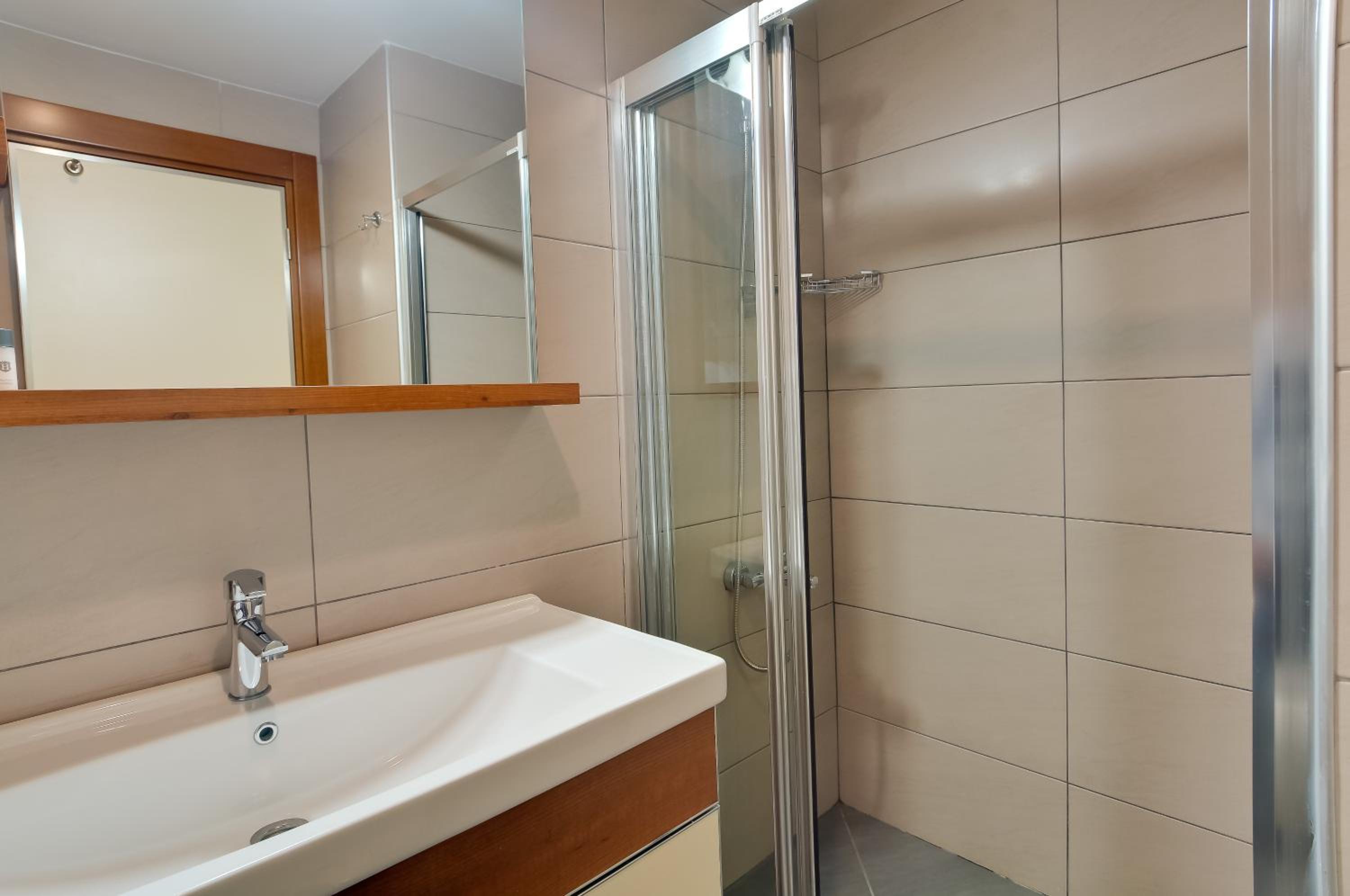 Upart Home - Image 40