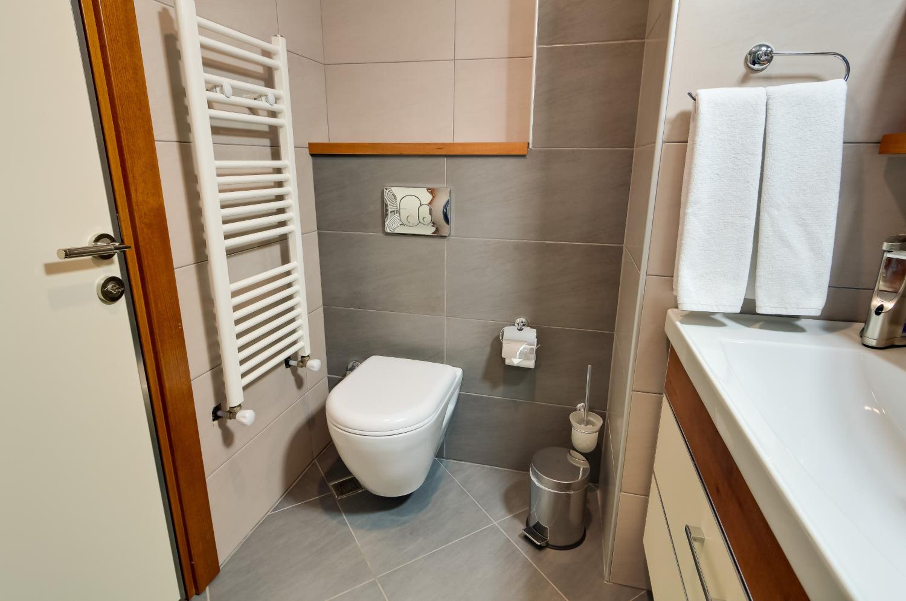 Upart Home - Image 42