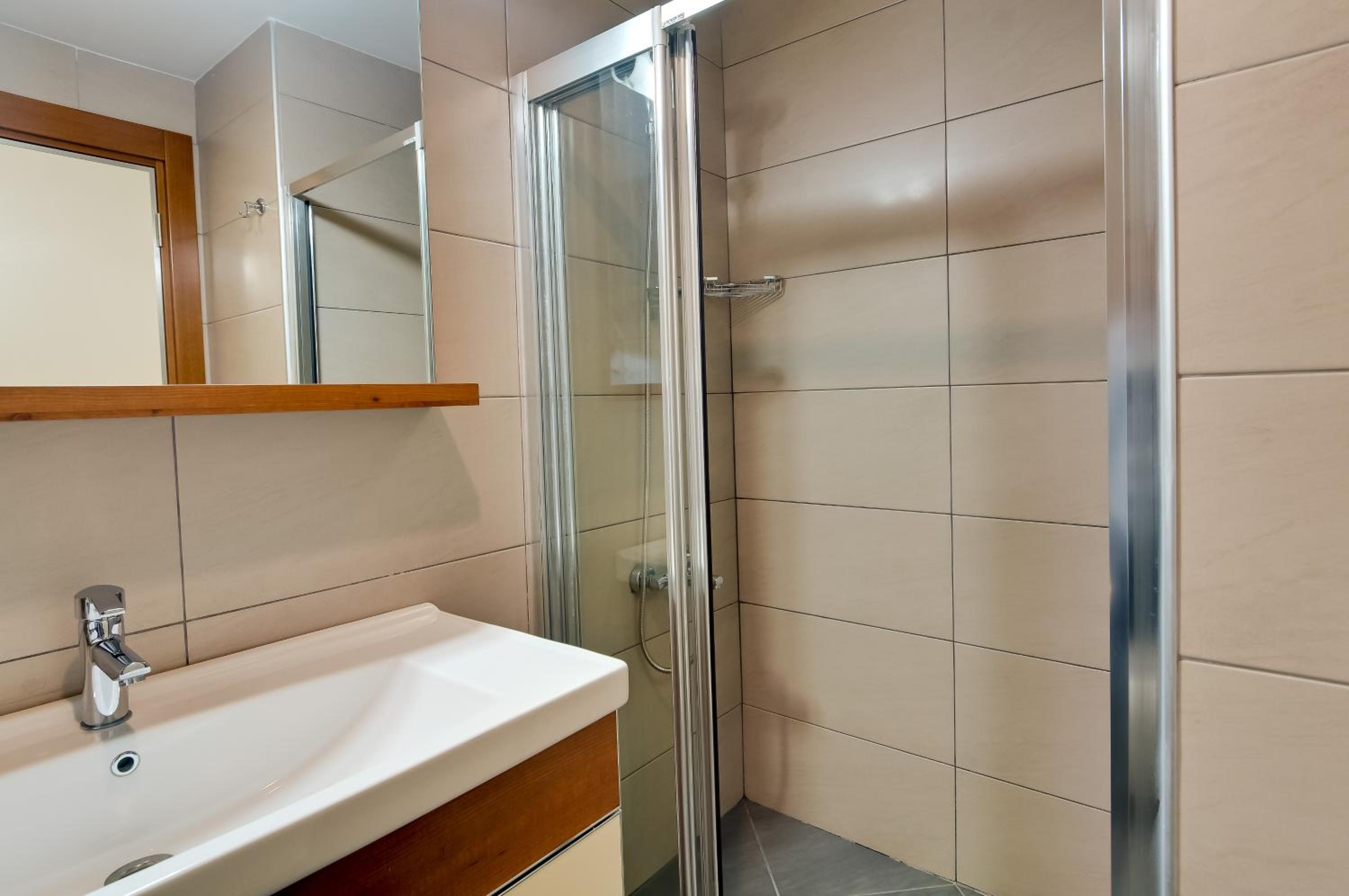 Upart Home - Image 86