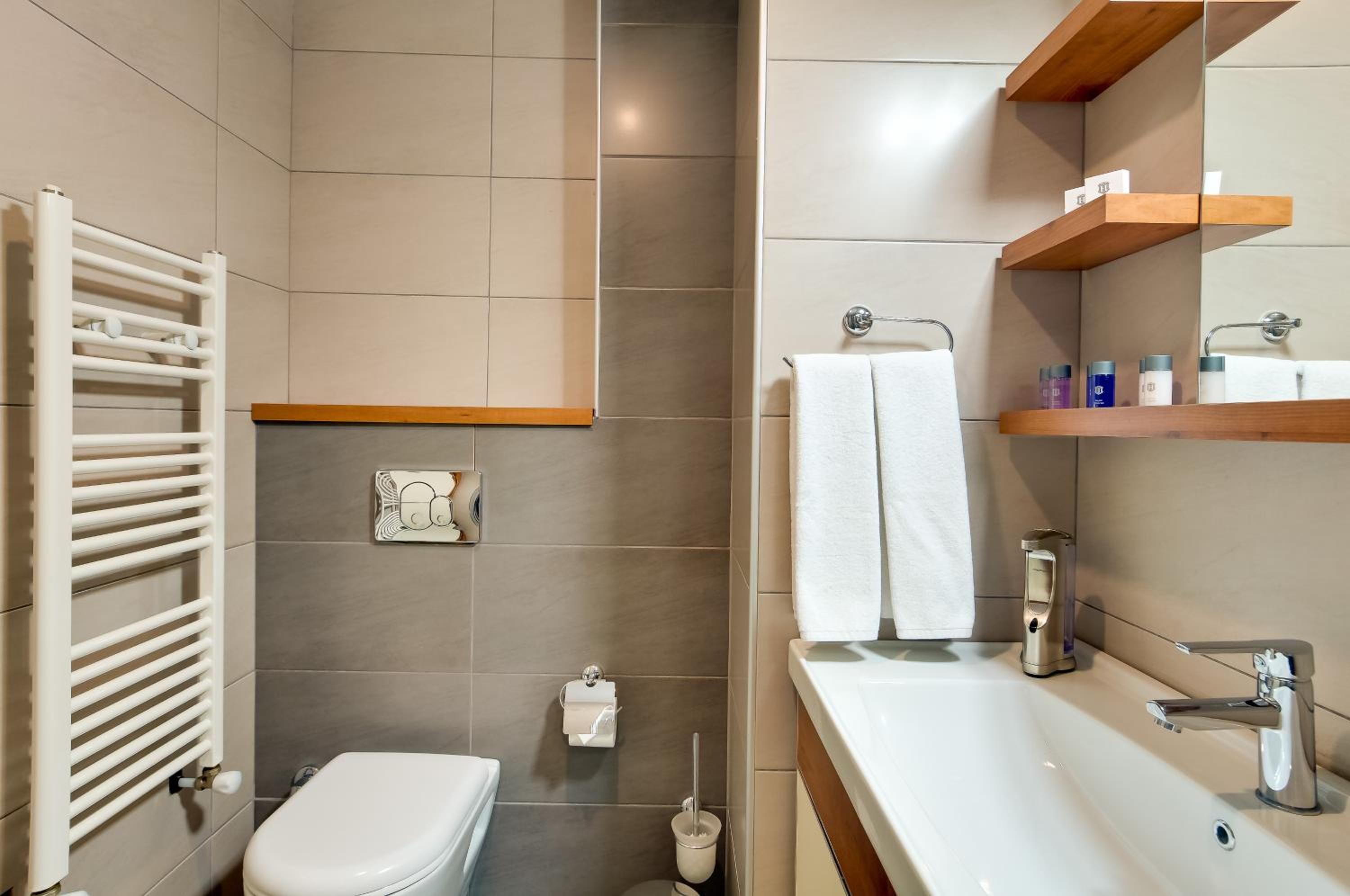 Upart Home - Image 43