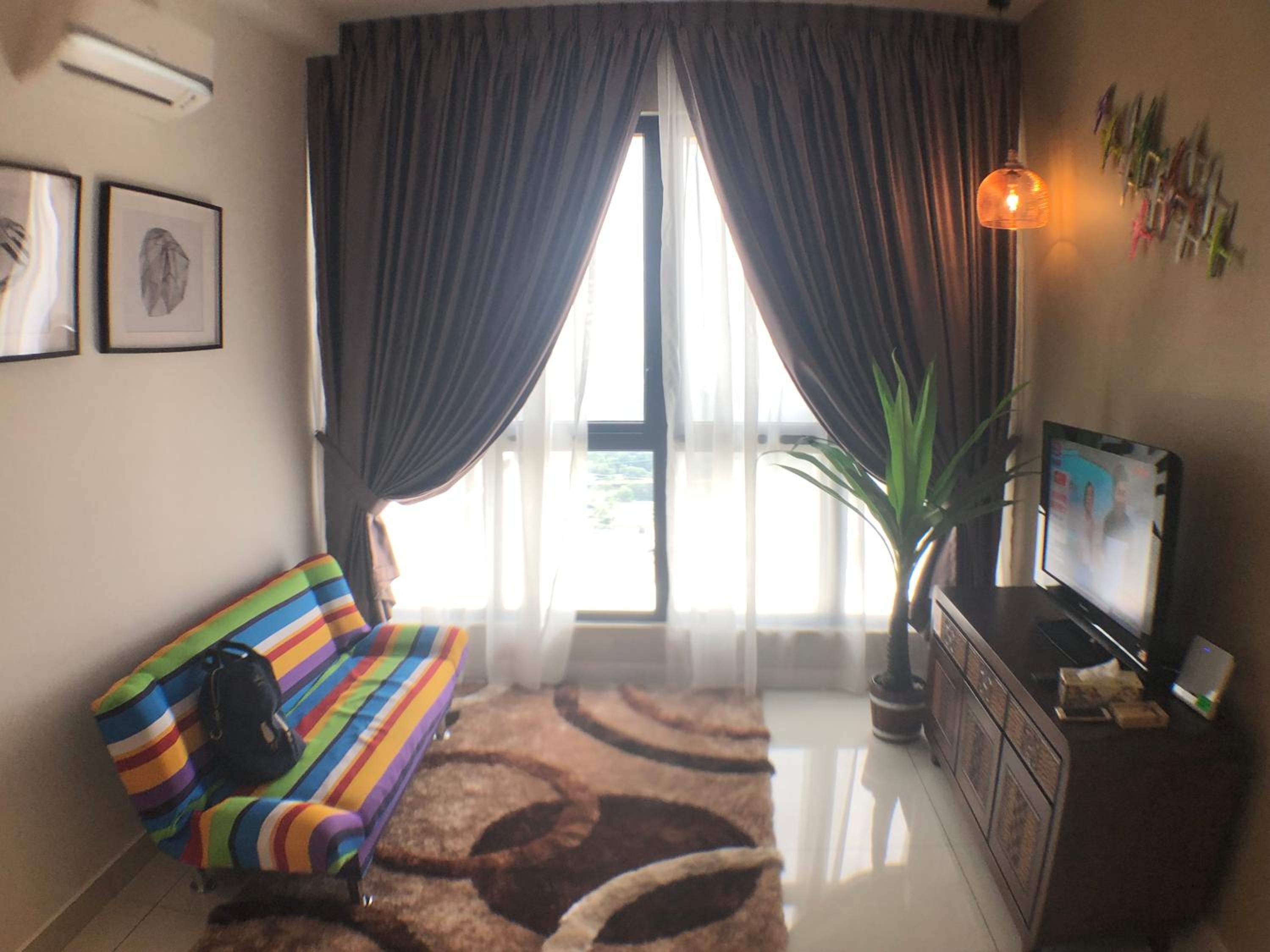 Legoland & Educity at BuYiYang Homestay