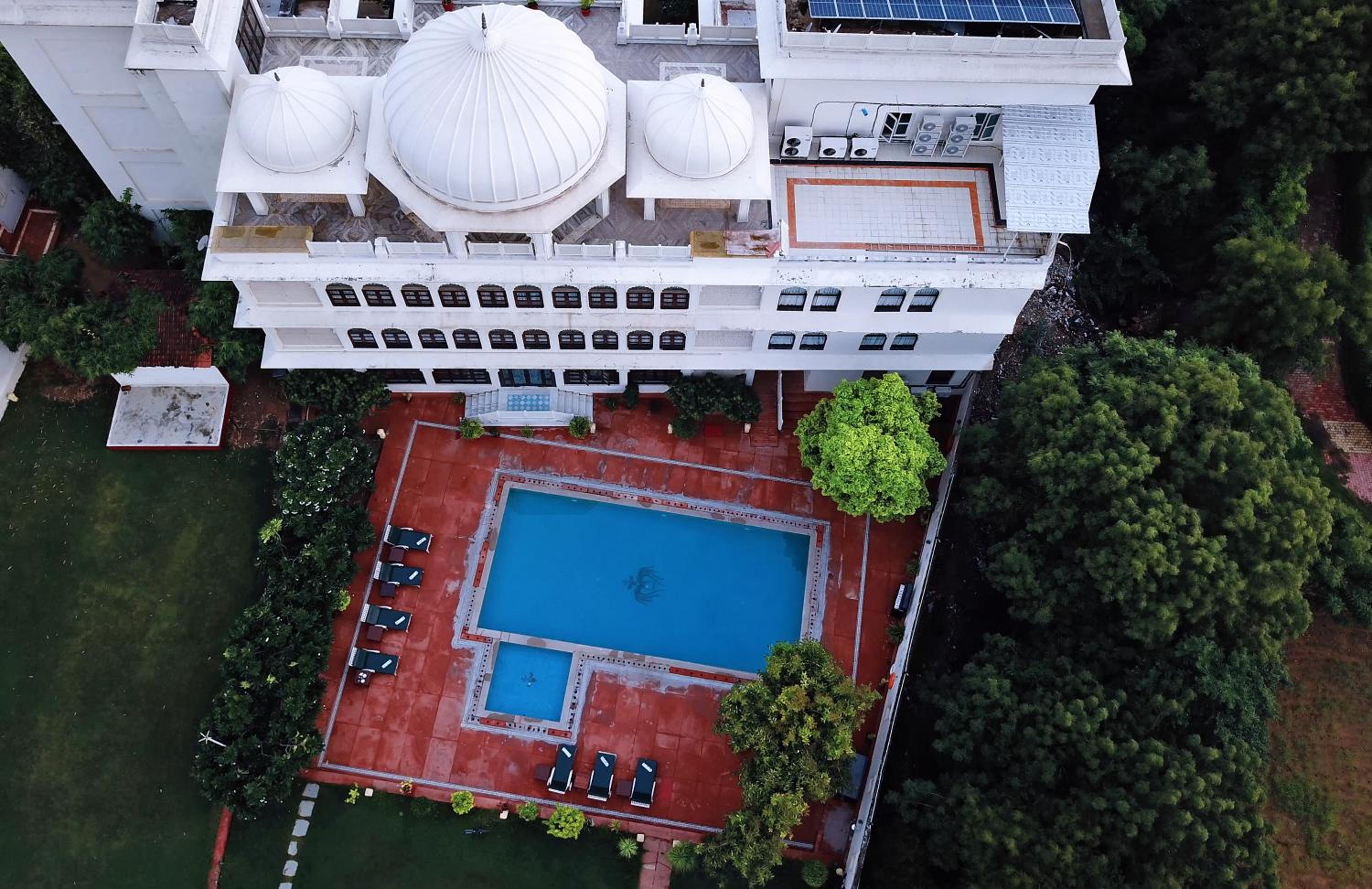 Anuraga Palace