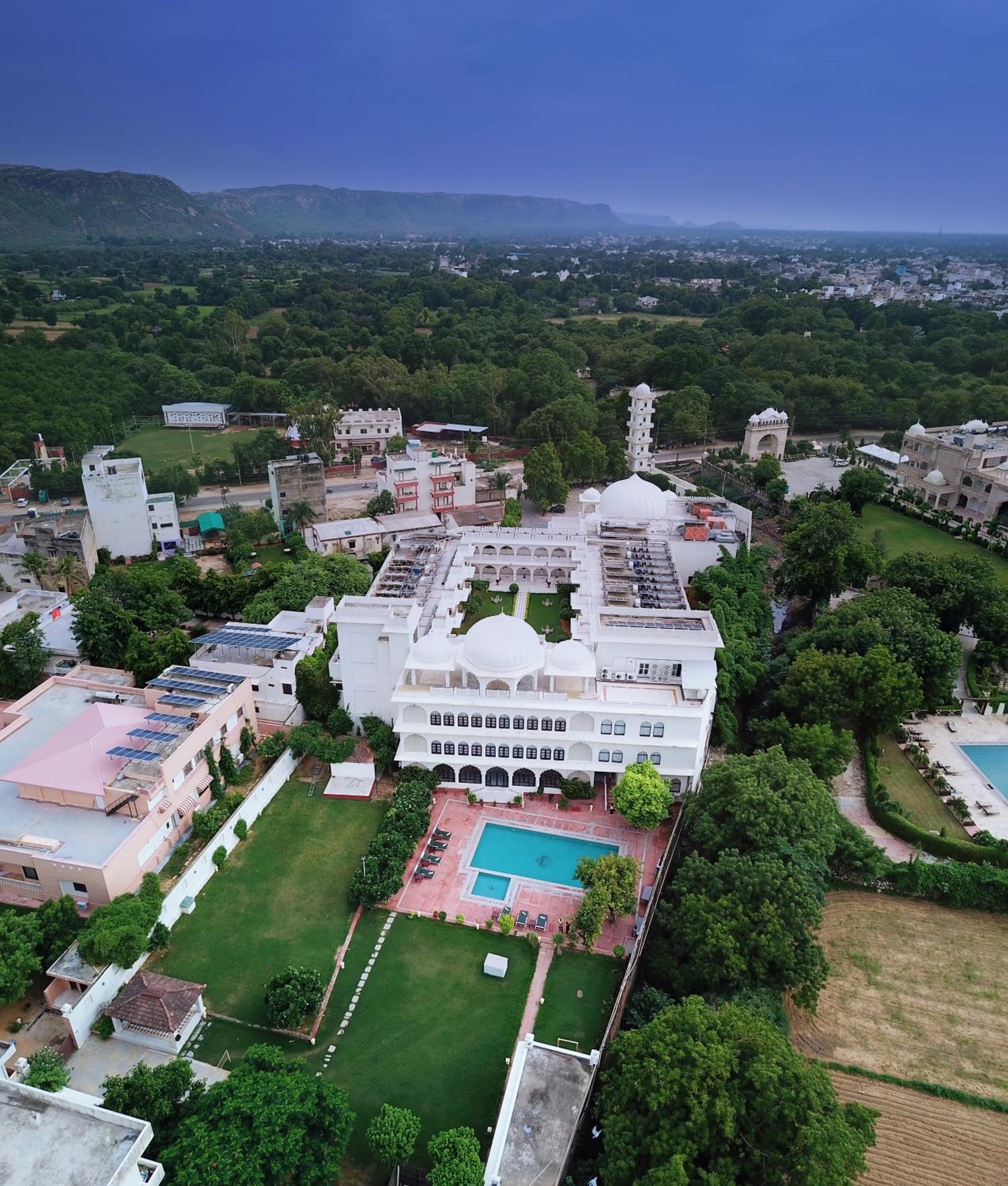 Anuraga Palace
